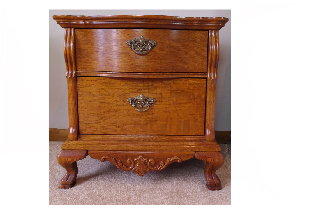 Lexington "Victorian Sampler" Red Oak Nightstand EBTH