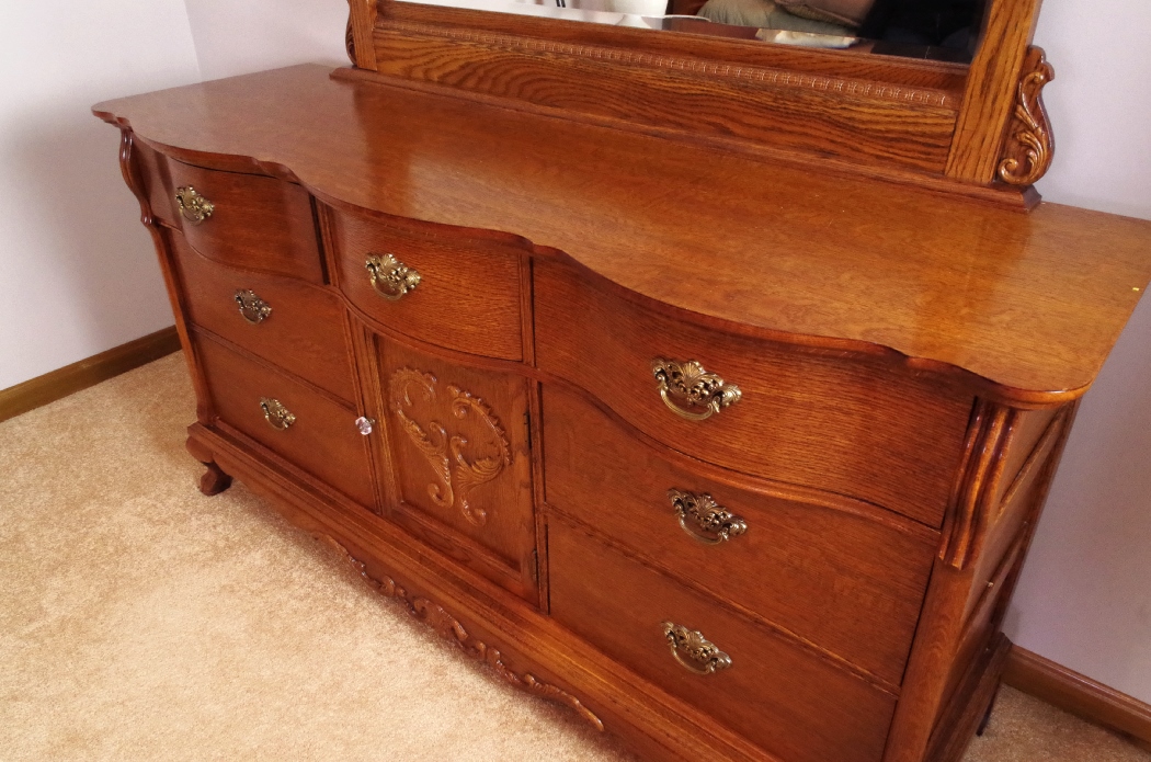 Lexington "Victorian Sampler" Red Oak Dresser and Mirror EBTH