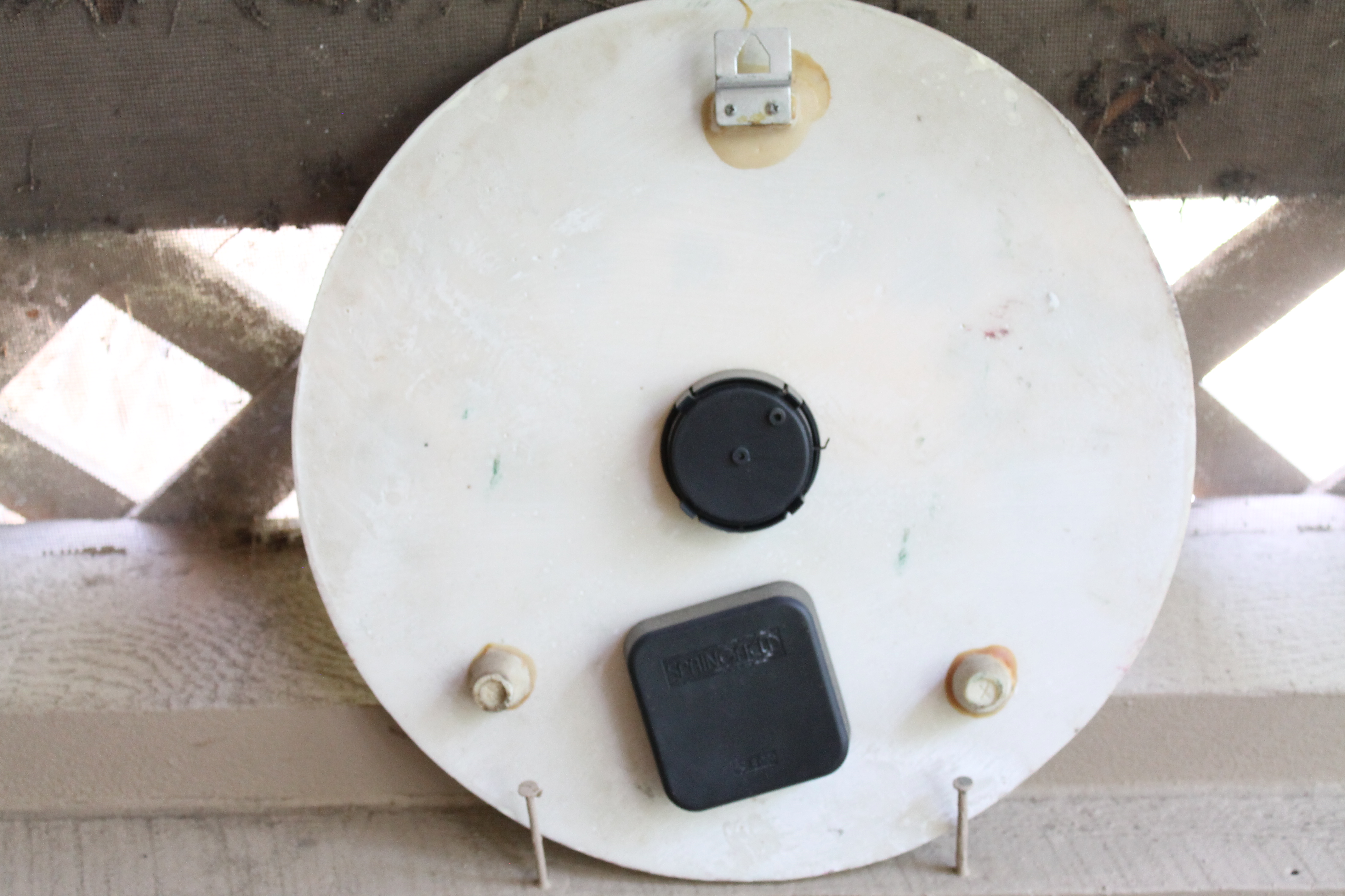 Outdoor Clock and Temperature Gauge EBTH