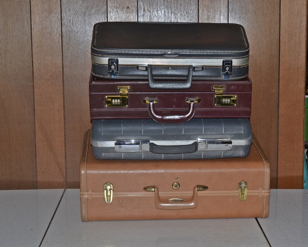 taperlite vintage luggage