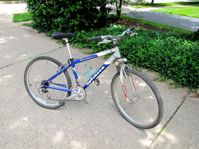 giant farrago mountain bike