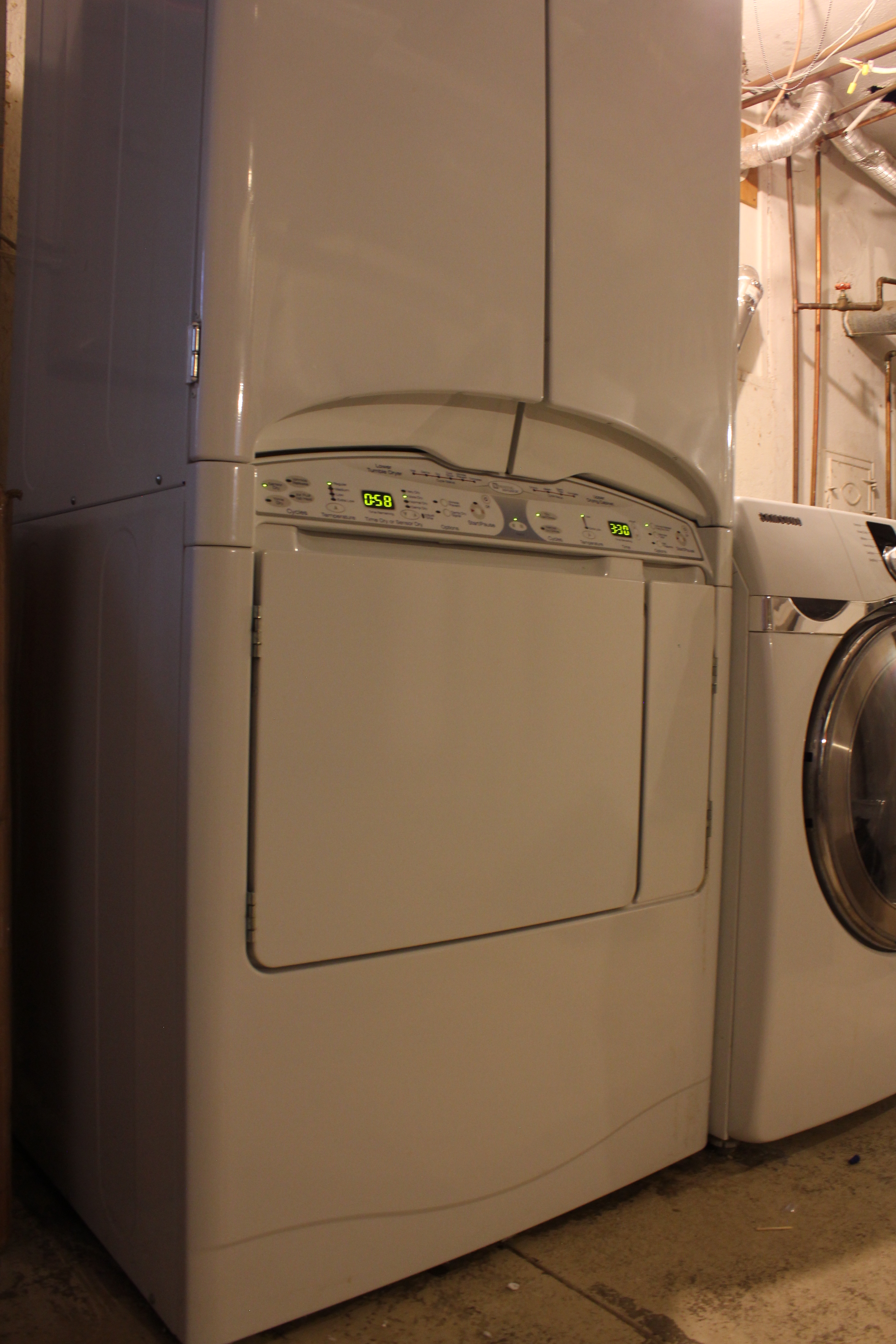 Maytag Neptune DC with Upper Drying EBTH