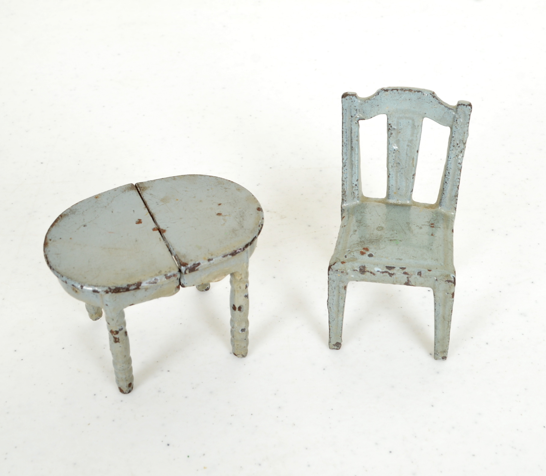 Vintage Cast Iron Kilgore Doll House Furniture EBTH