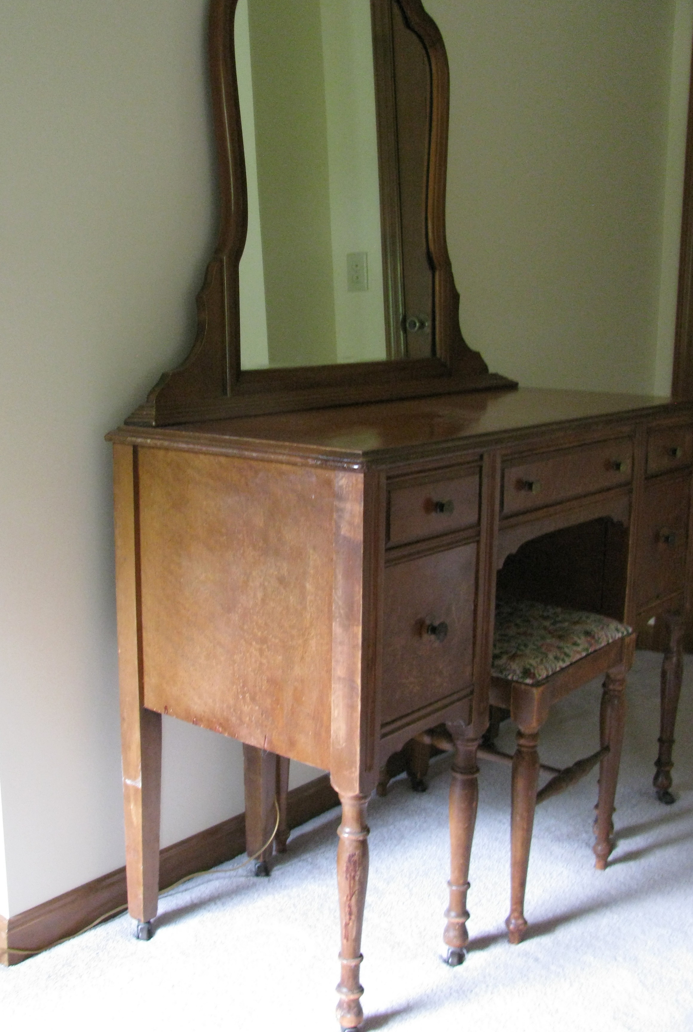 1920s Sheraton Style Vanity With Mirror And Bench Ebth