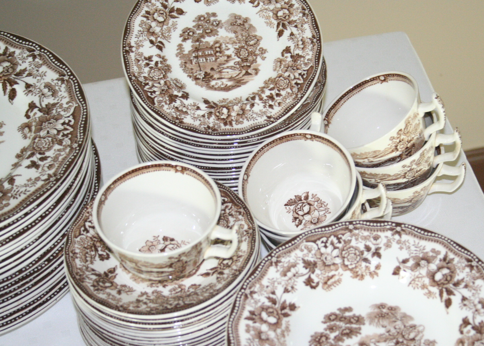 Royal Staffordshire Fine Bone China in "Tonquin" Pattern EBTH