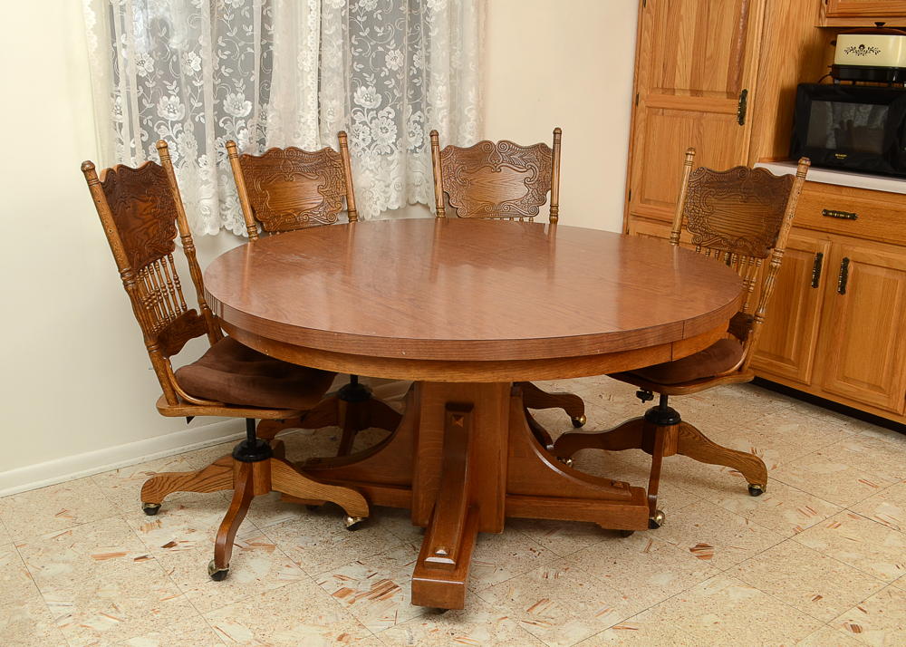 Oak Dining Table with Laminate Top EBTH
