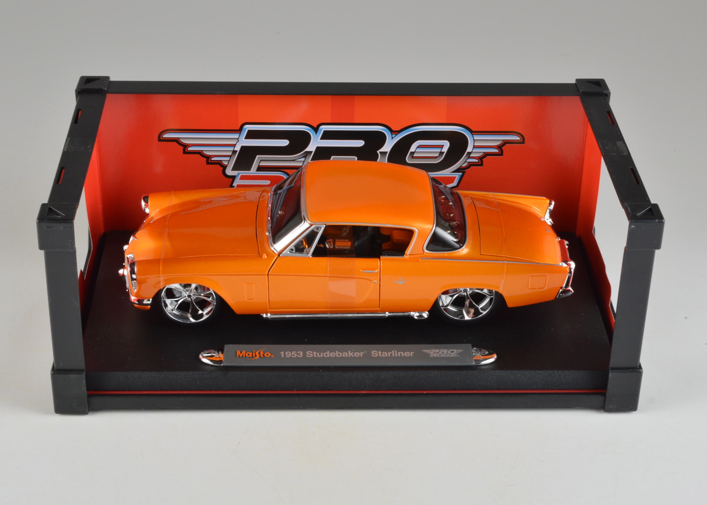 maisto 1953 studebaker starliner