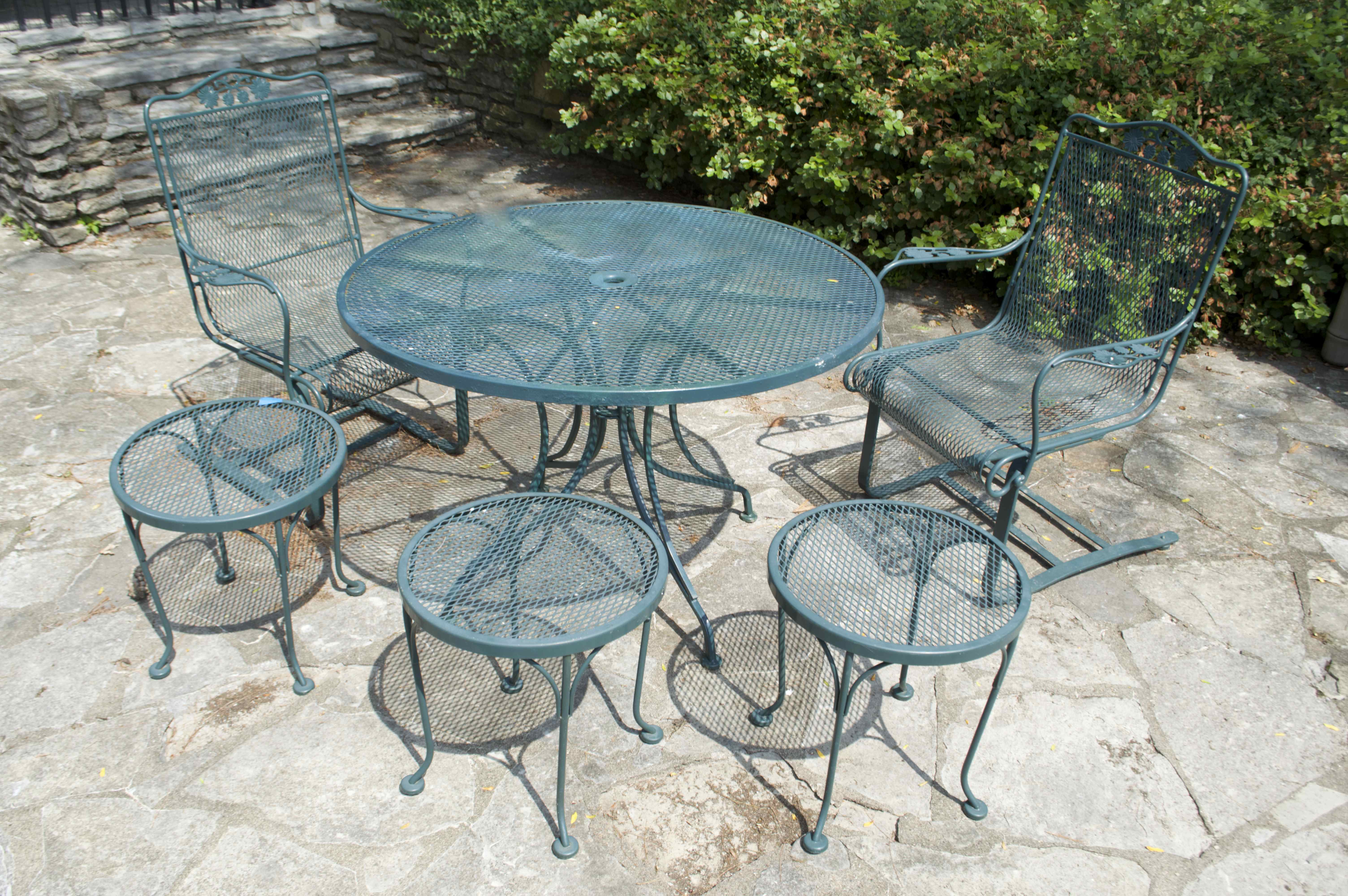 Six Piece Metal Mesh Patio Furniture Set EBTH