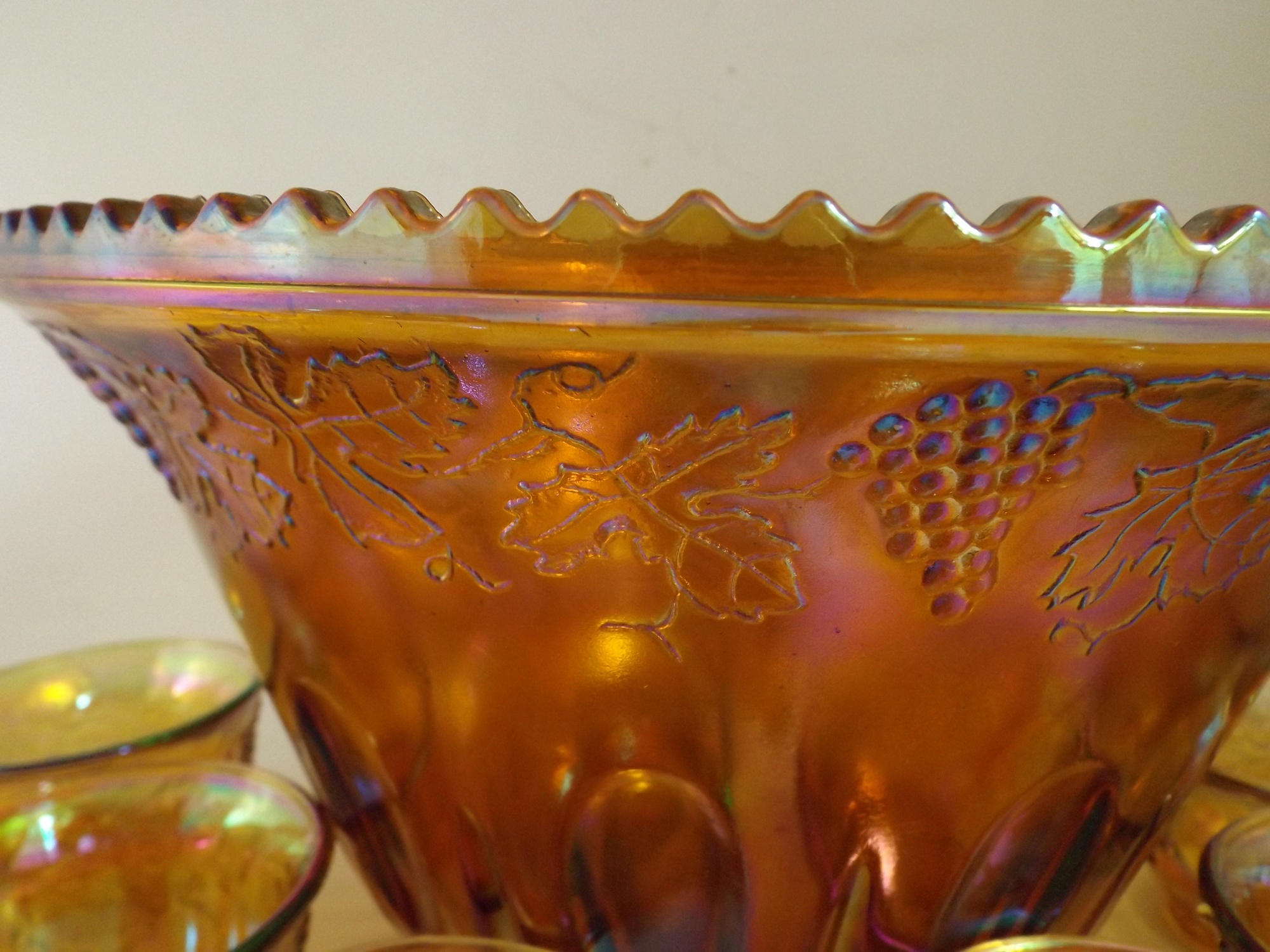 Fenton Marigold Carnival Glass Punch Bowl Set EBTH