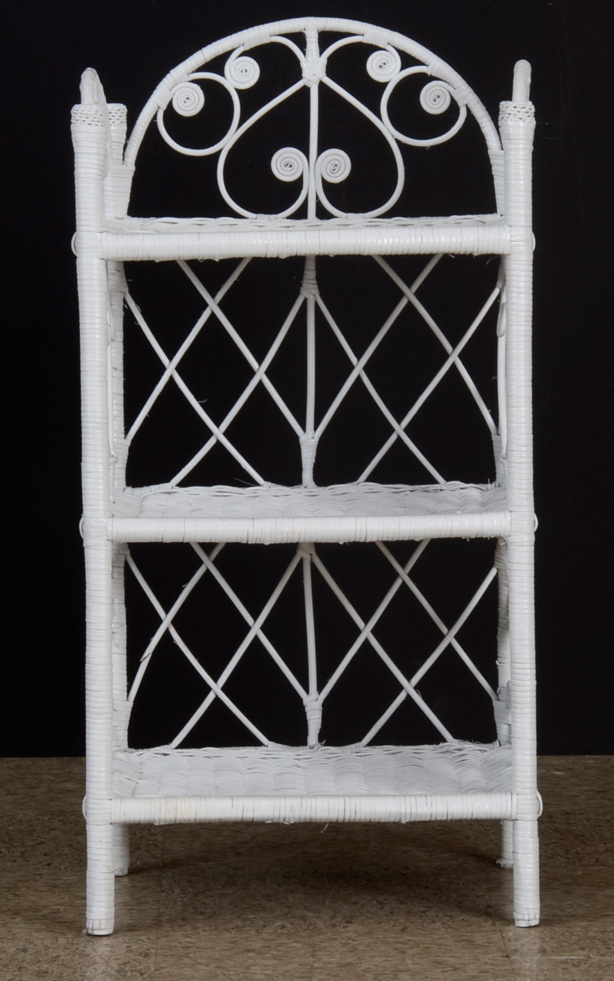 Vintage White Wicker Shelf EBTH