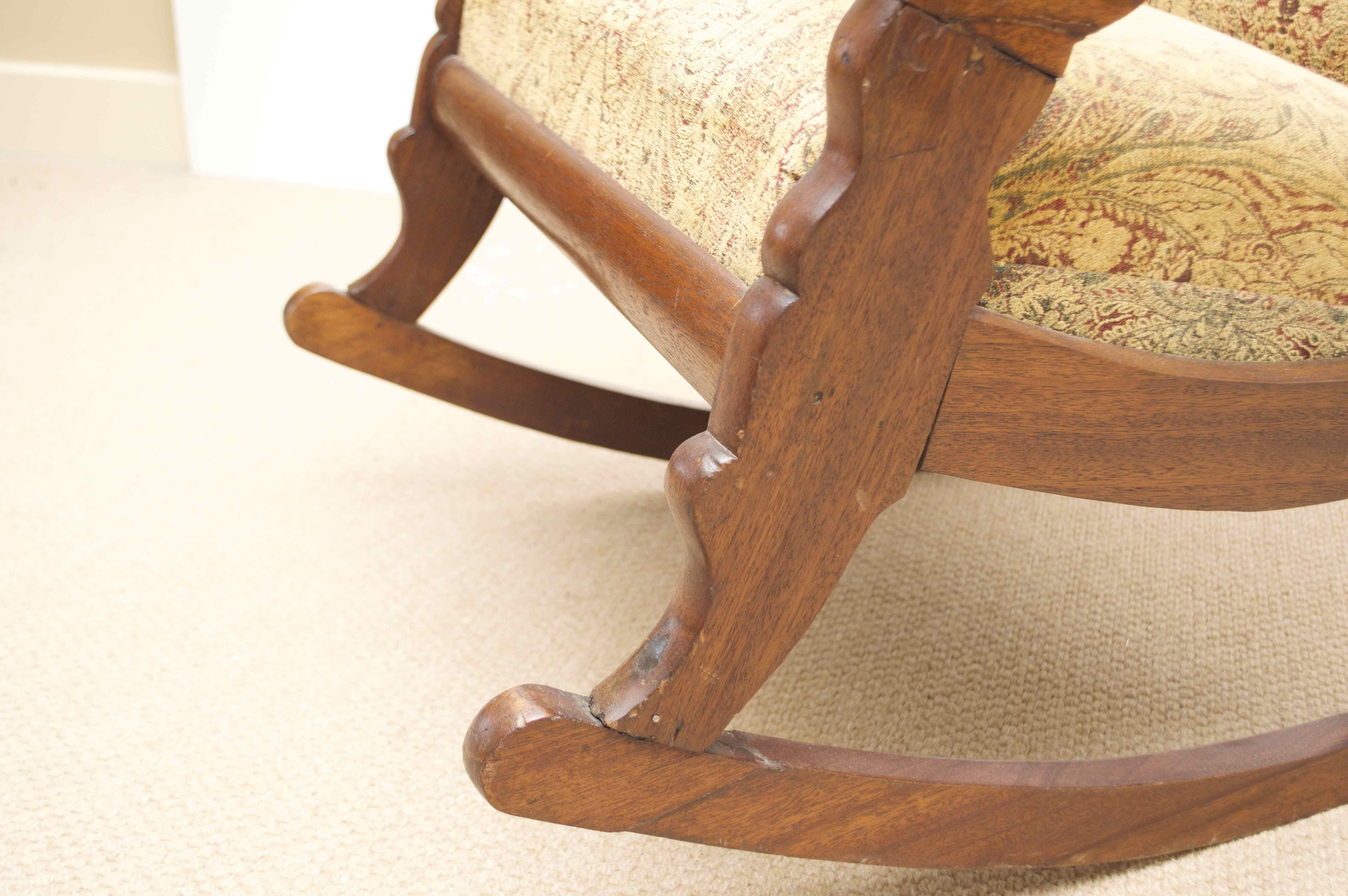 Antique Lincoln Rocker EBTH