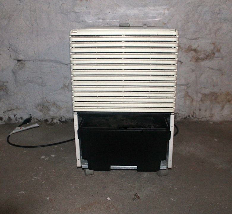 Edison Dehumidifier : EBTH