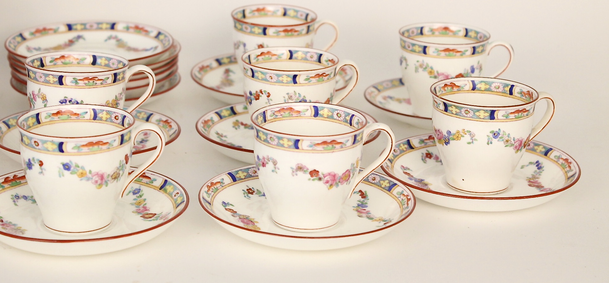 Minton China in the Classic Pattern "Minton Rose" EBTH