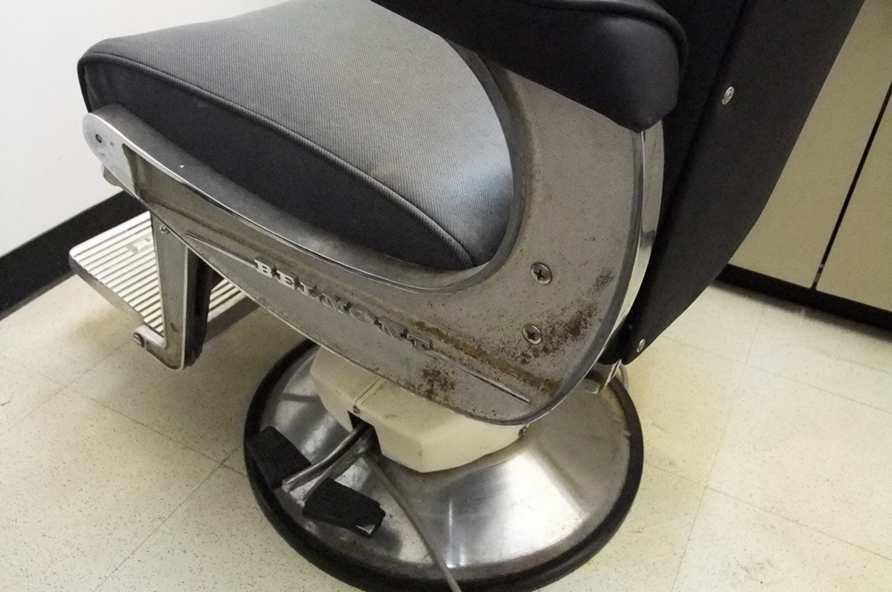 Belmont Hydraulic Barber Chair EBTH