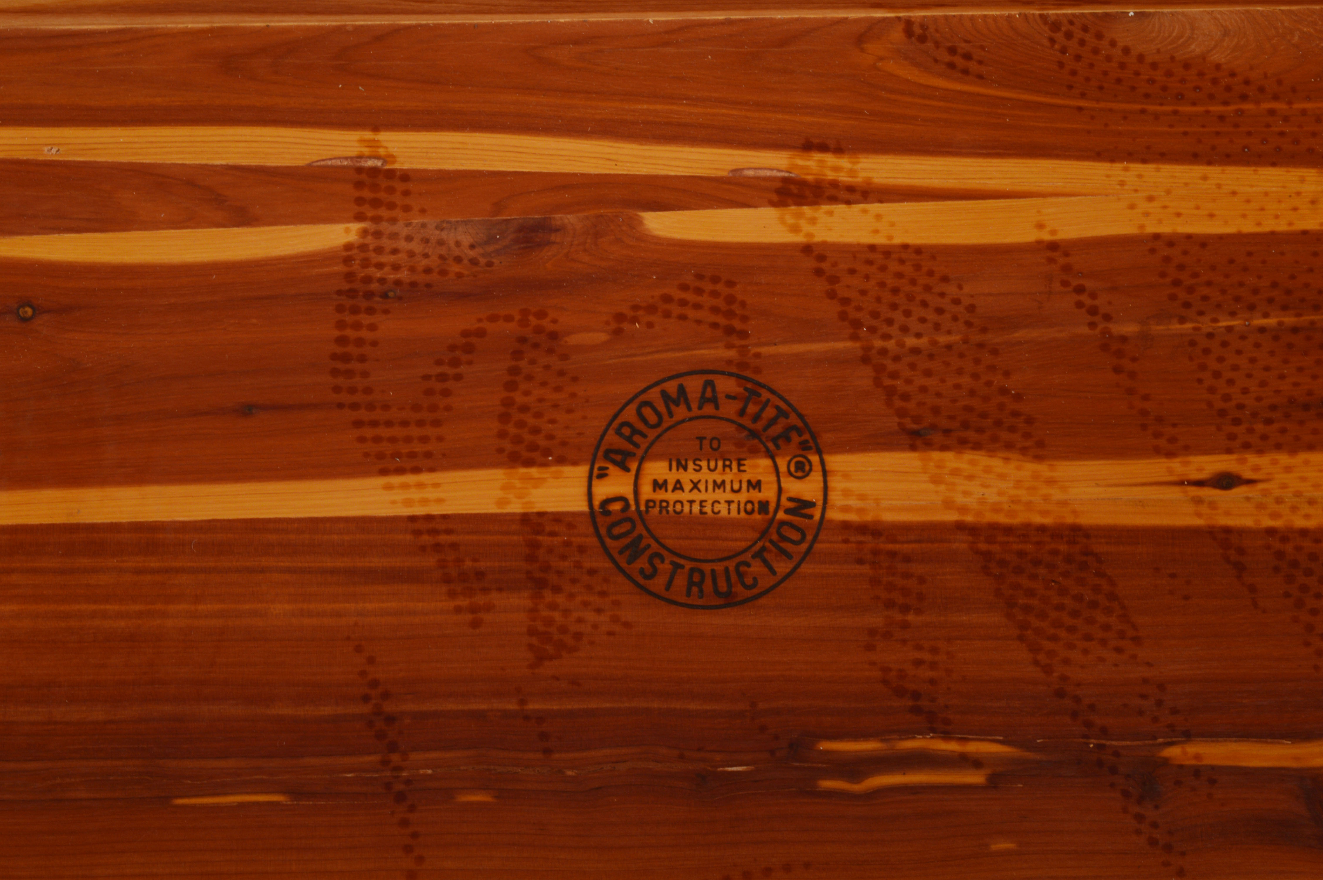 Lane Cedar Chest EBTH