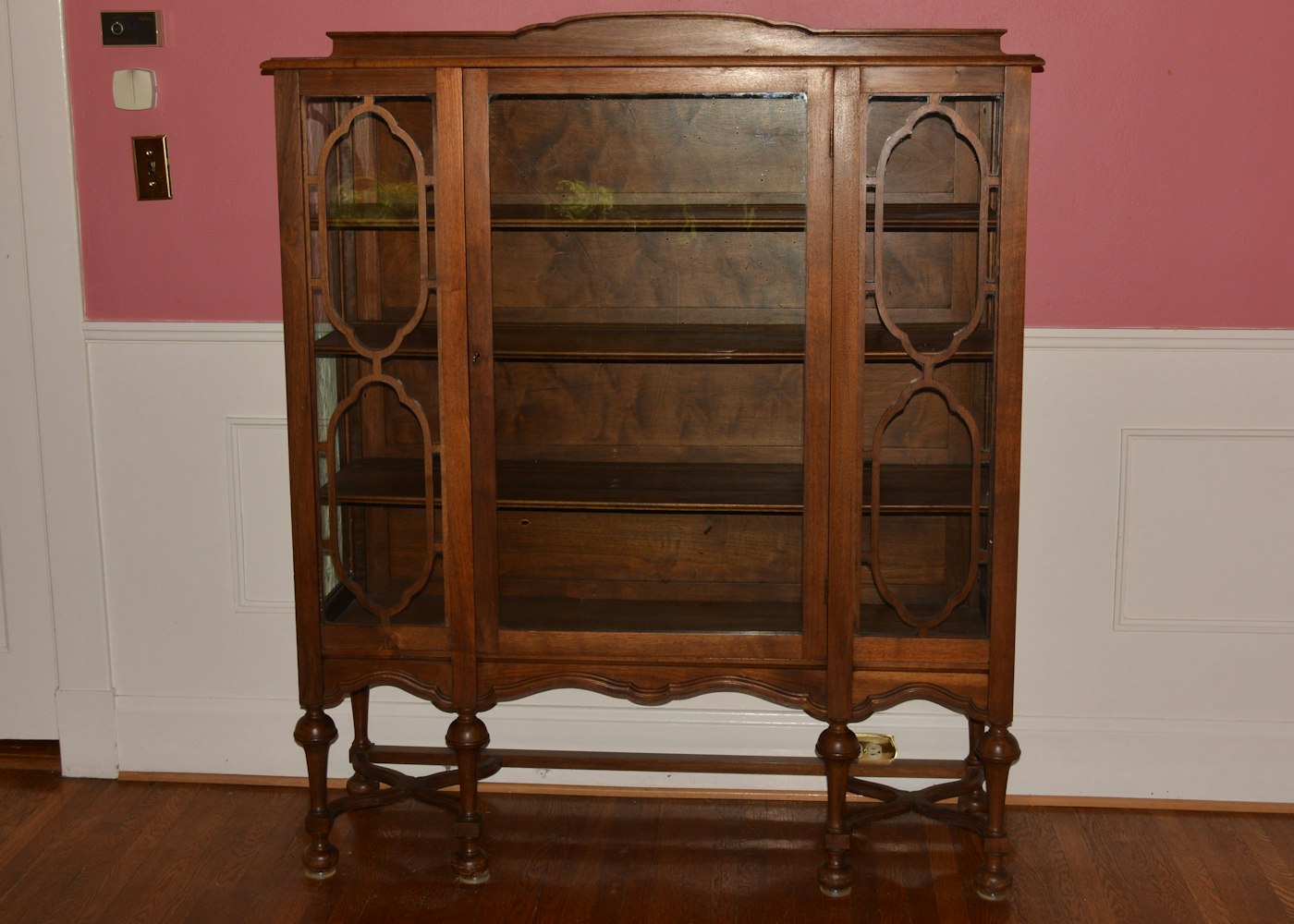 Jacobean Style China EBTH