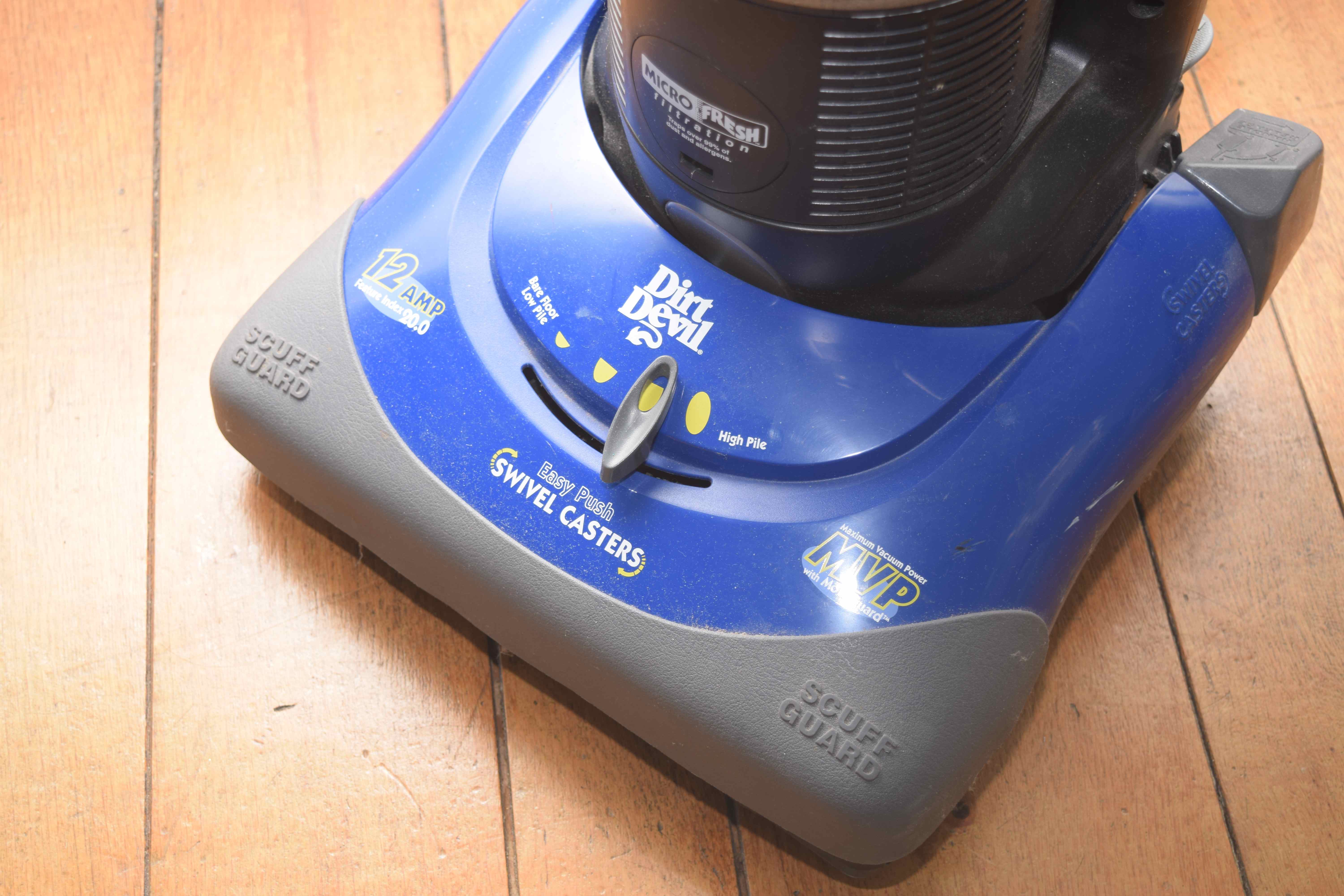 Upright Dirt Devil Vision Vacuum EBTH