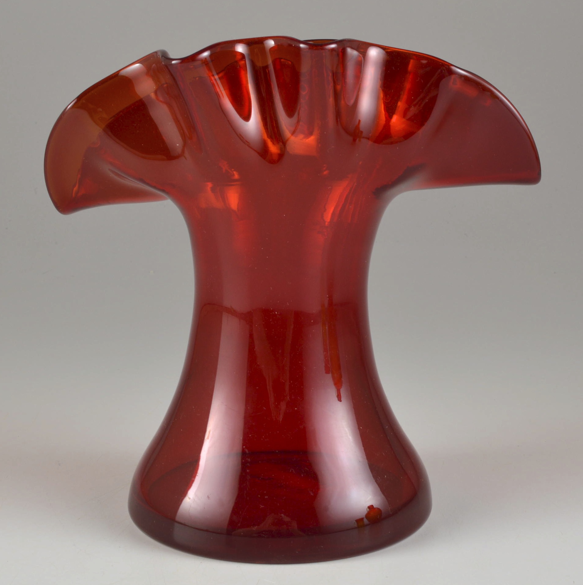 Collection of Decorative Glass Vessels EBTH