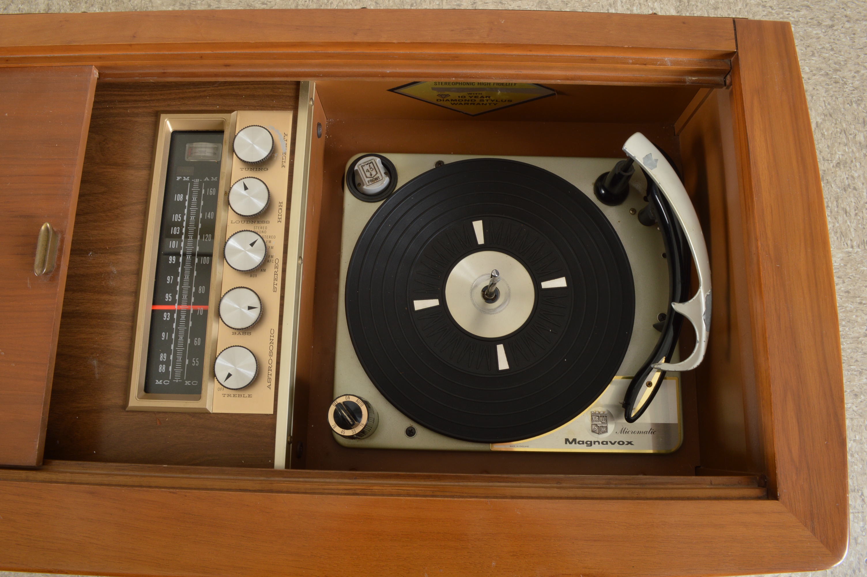 Vintage Magnavox Credenza Record Player EBTH