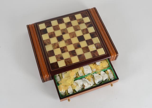 Tabletop Chess Set EBTH