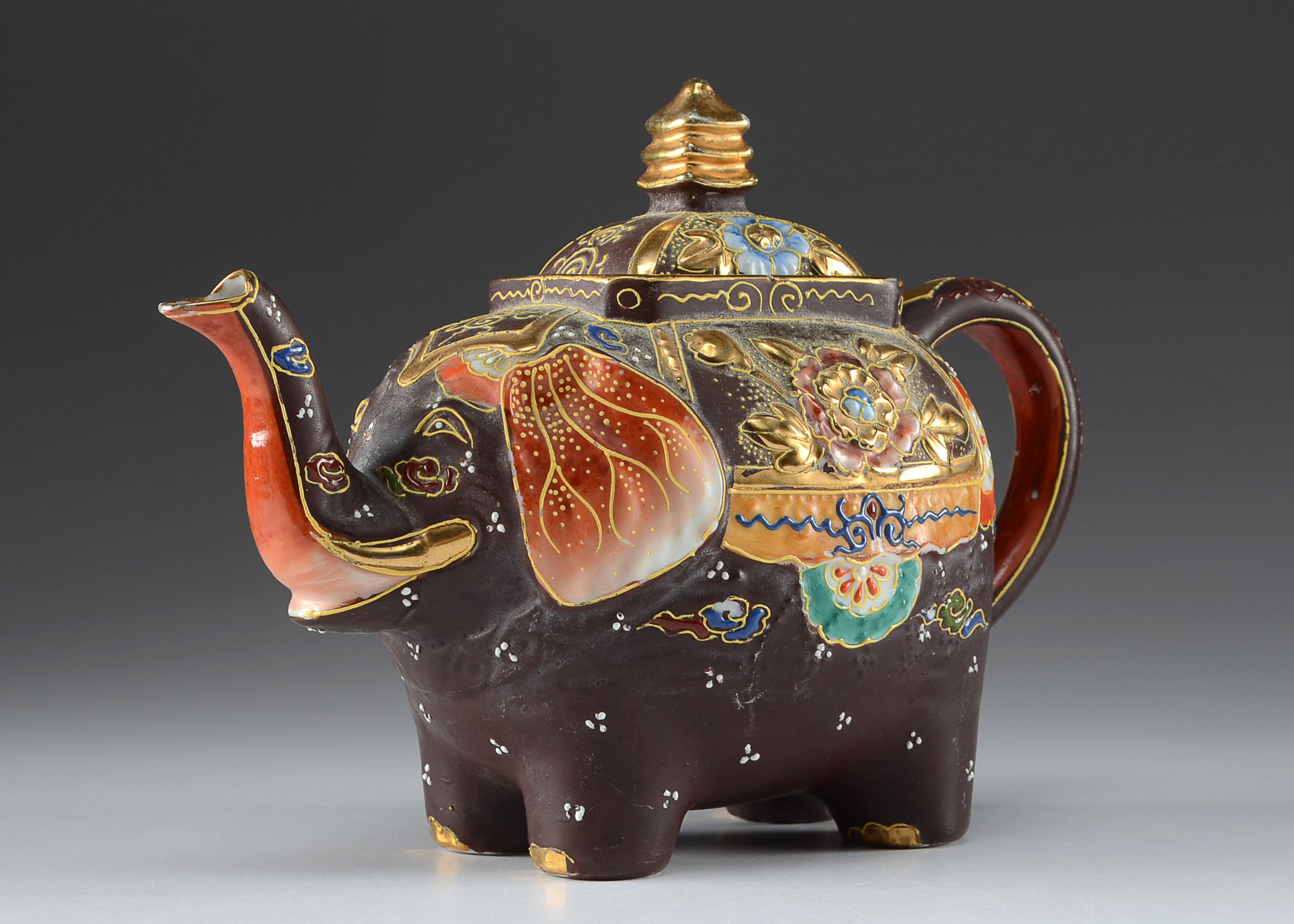 Japanese Satsuma Moriage Elephant Teapot EBTH