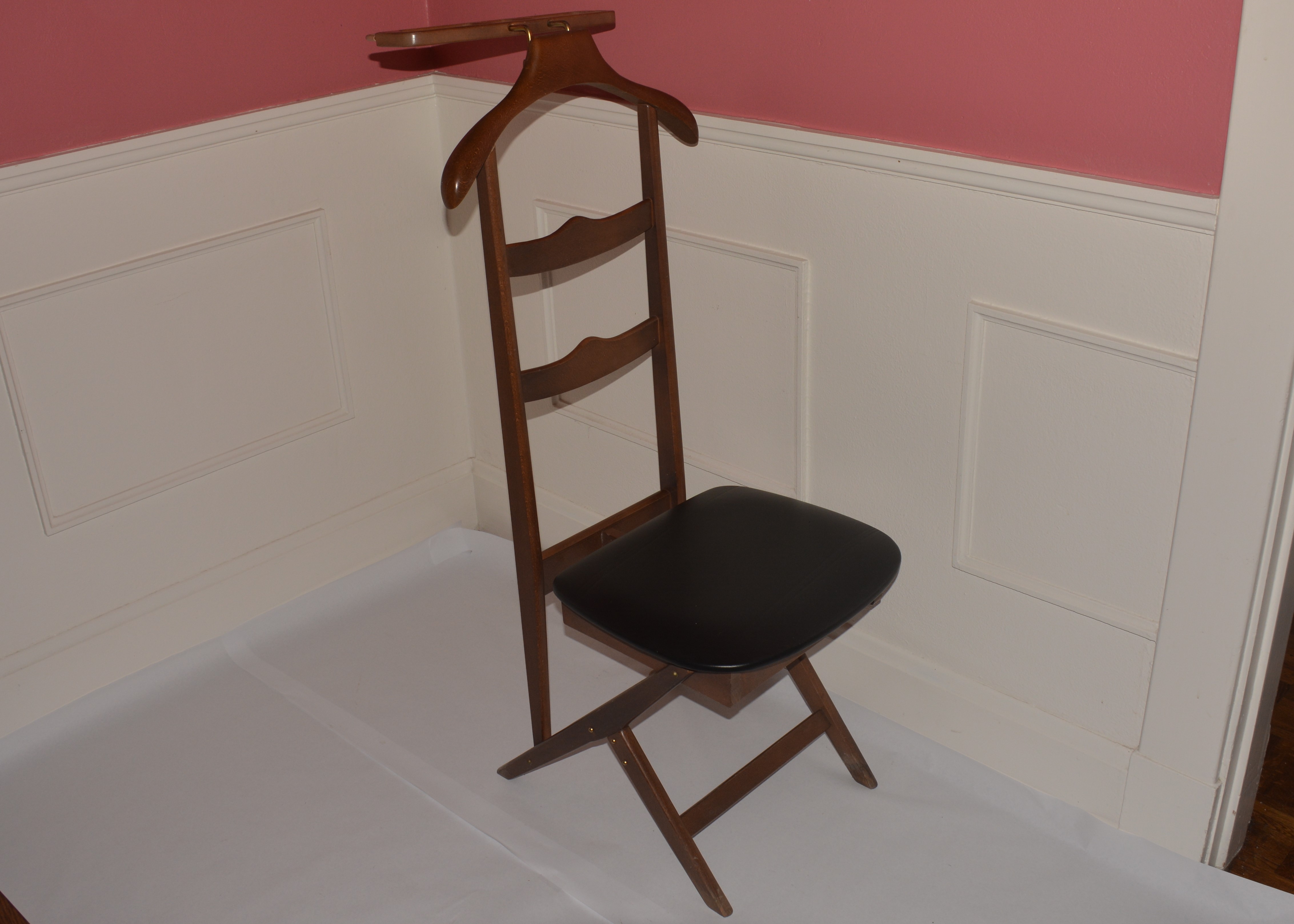 Gentleman's Valet Chair EBTH