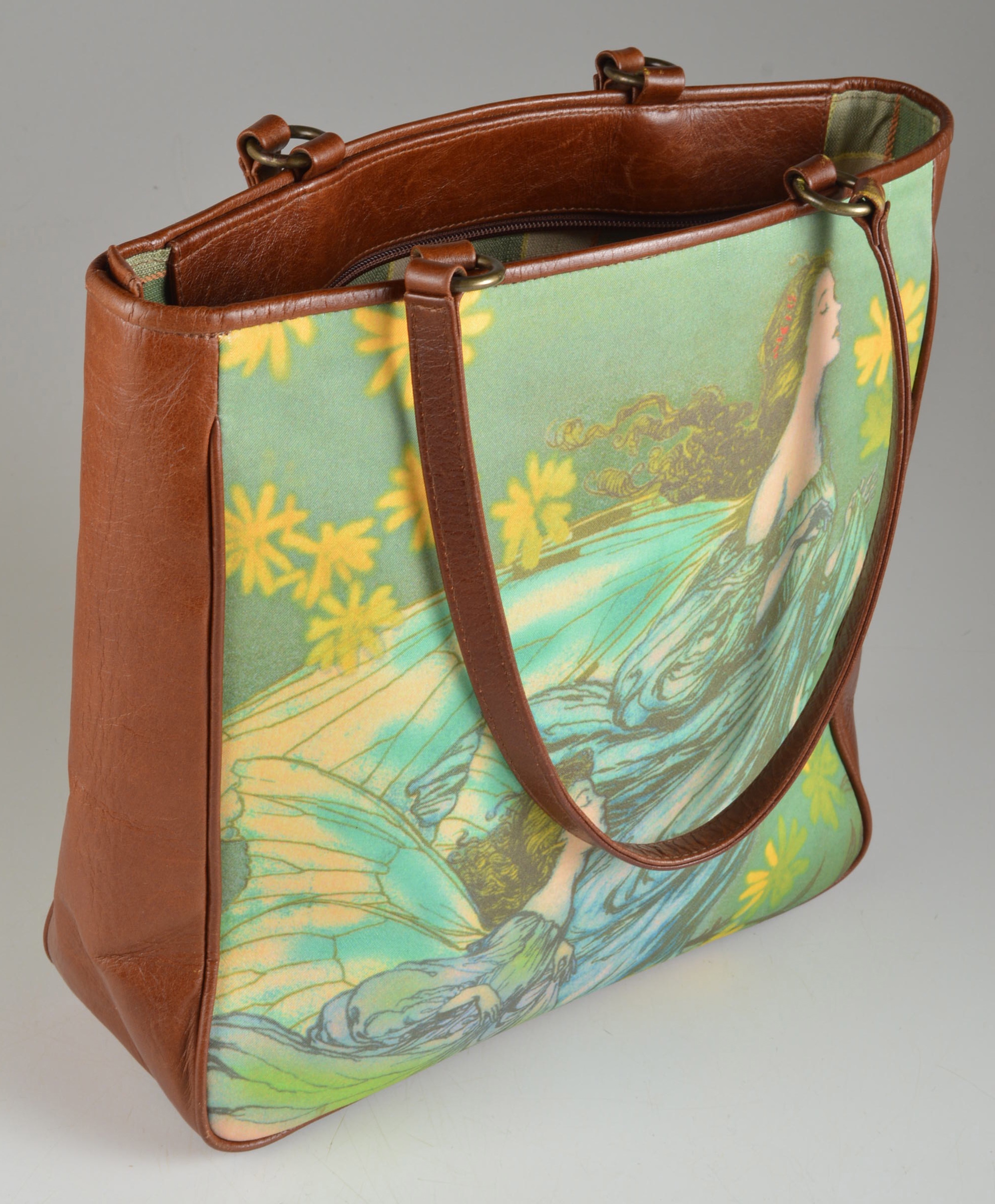 Unique Isabella Fiore Leather Fairy Tote Bag | EBTH