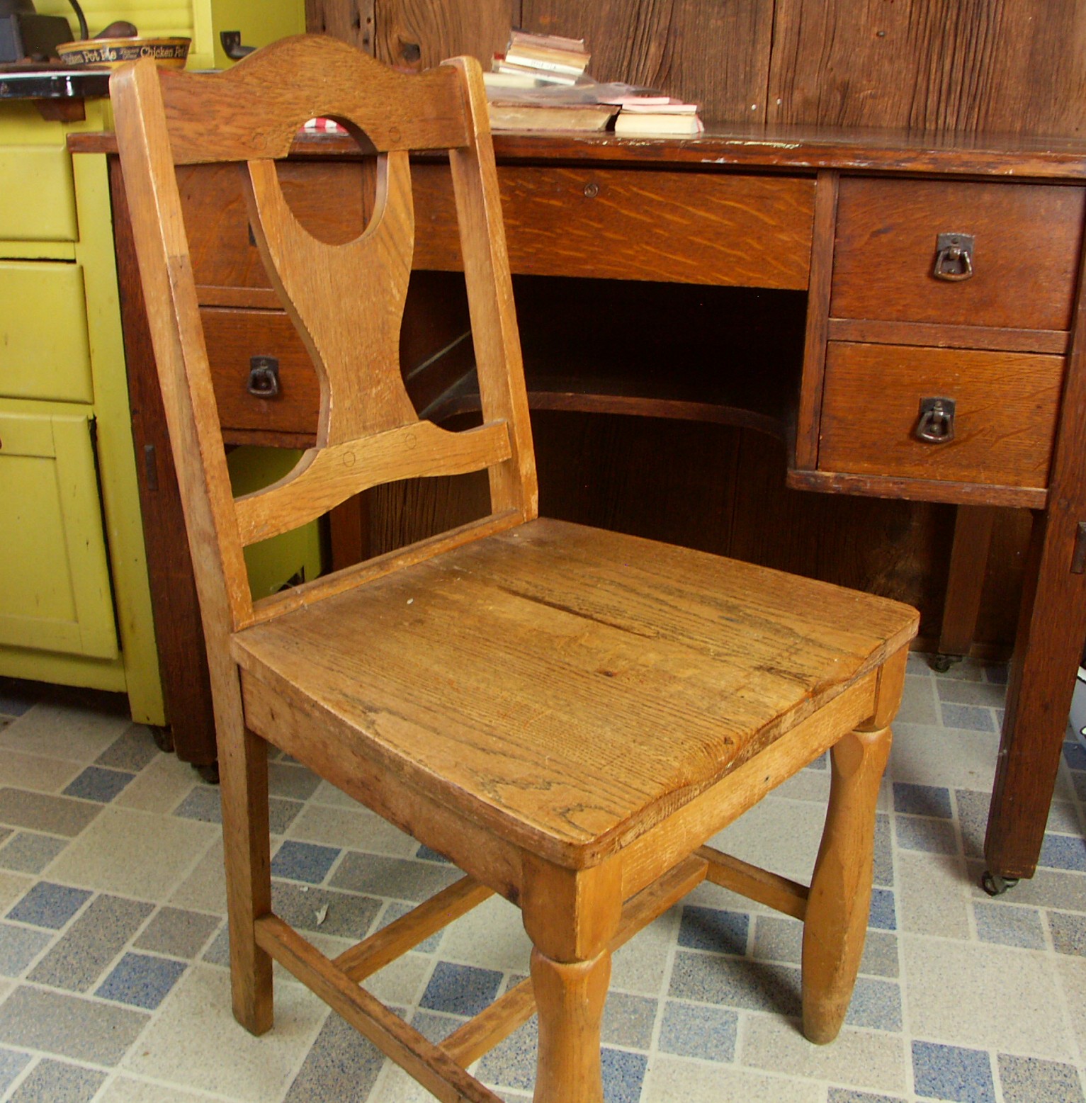 Antique Oak Desk and Chair EBTH