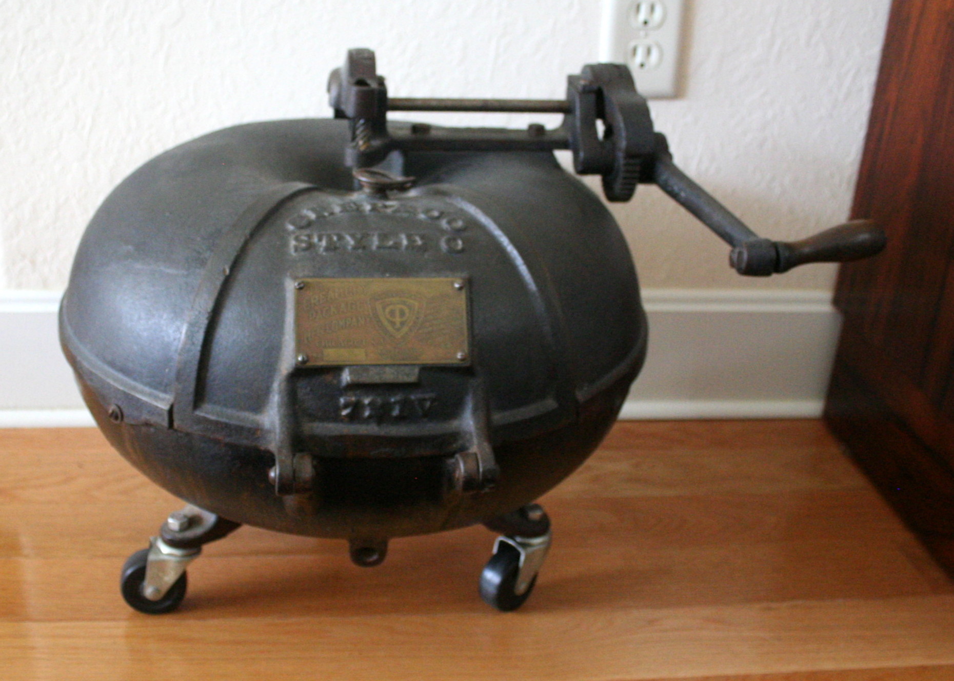 Antique Cast Iron Cream Separator EBTH