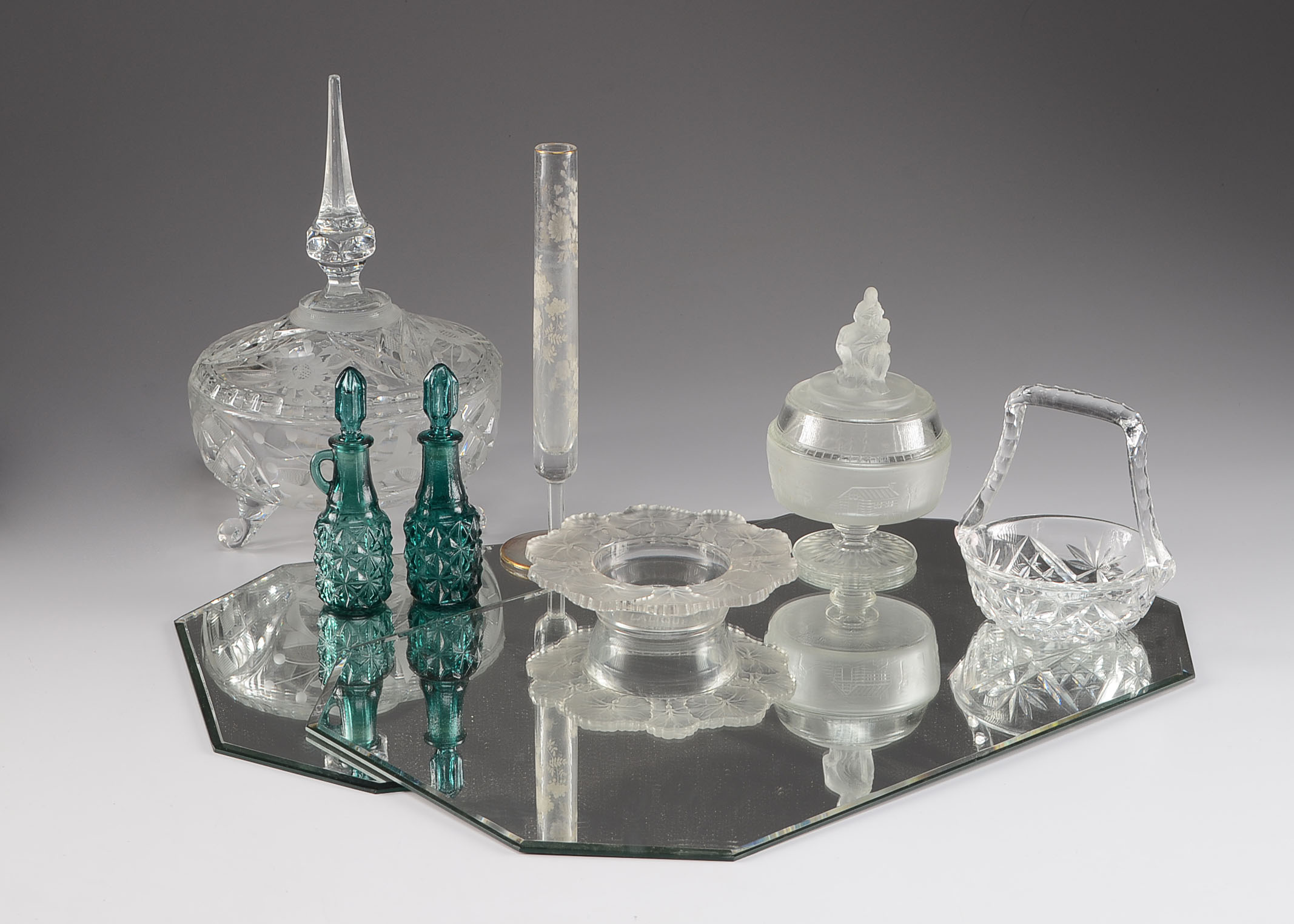 glass decorative items