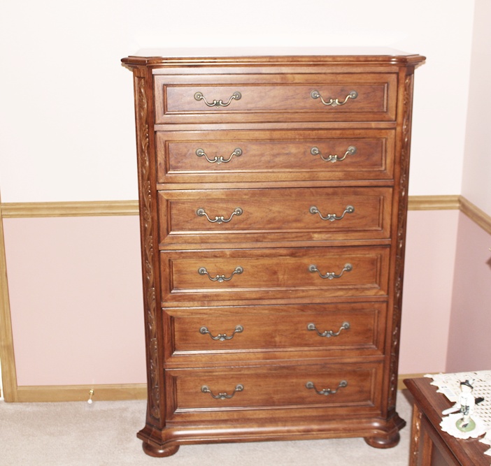 Thomasville Oak Leaf High Boy Dresser Ebth