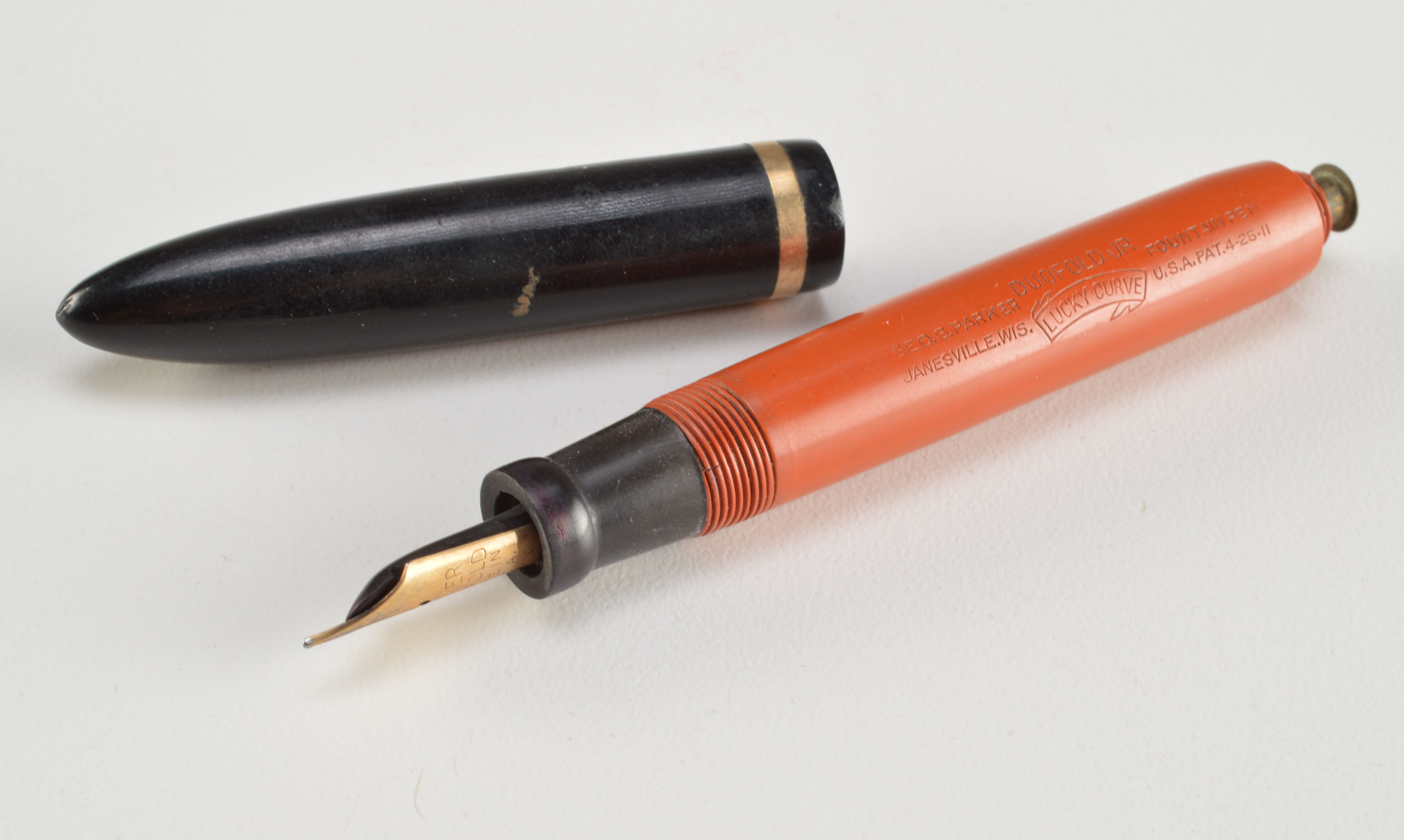 Stylo Plume Parker Duofold Junior Rouge - Occasion En Très Bon état