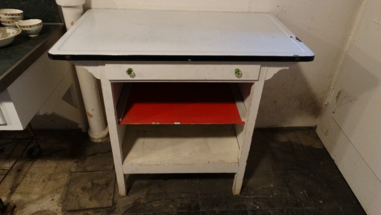 Vintage Enamel Top Kitchen Stand-Alone Shelf Unit | EBTH