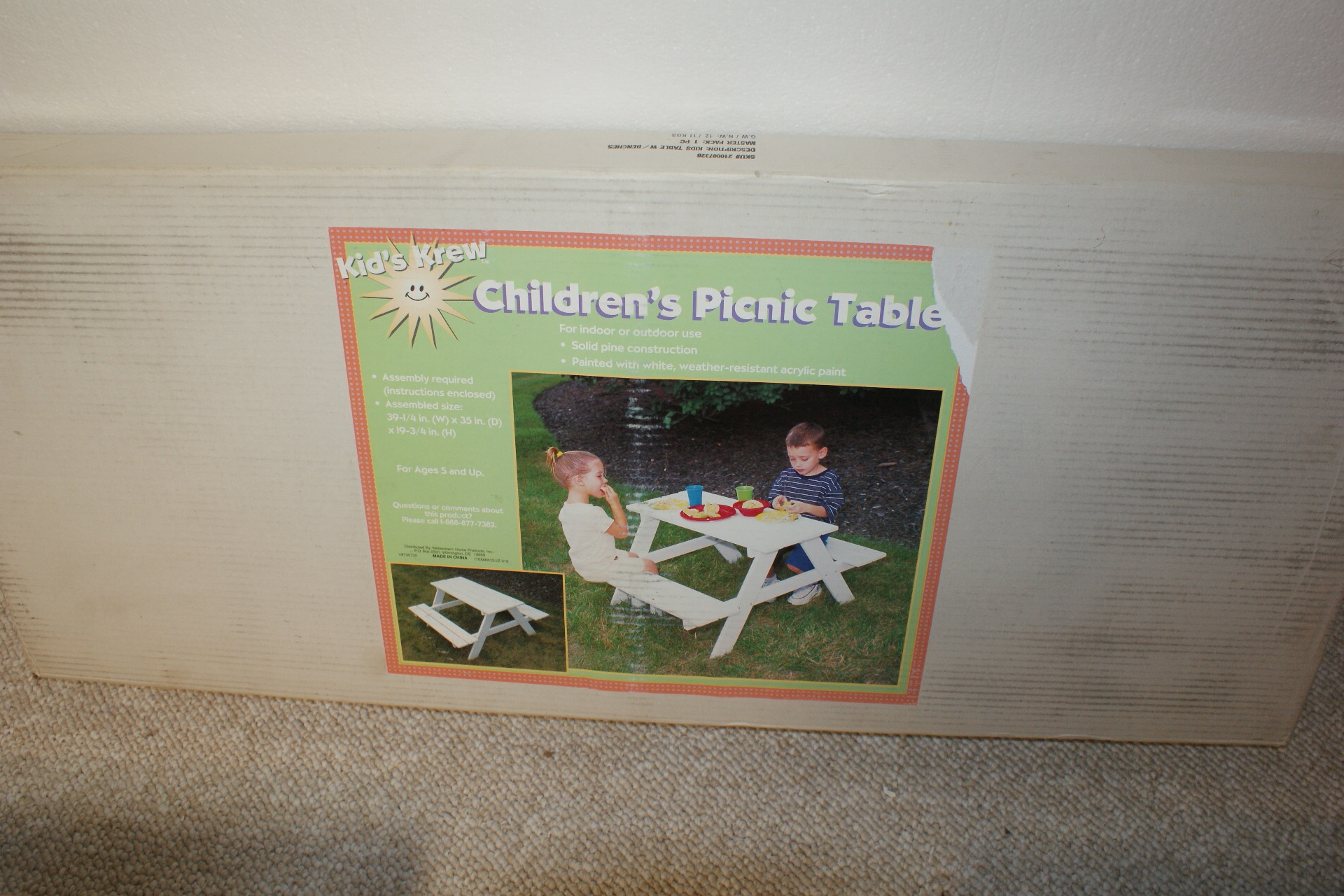 Children's Unassembled Picnic Table and Adirondack Chairs EBTH