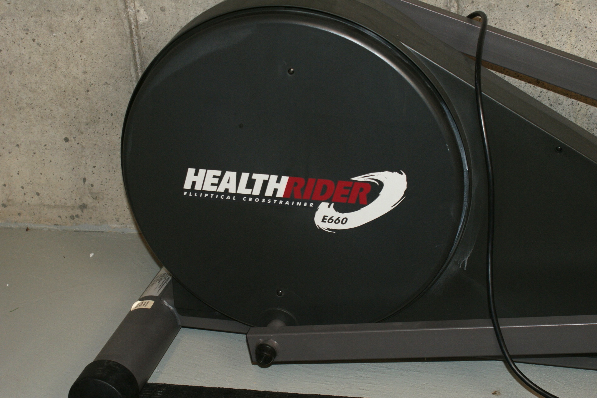 Healthrider Elliptical Crosstrainer Model E660 EBTH