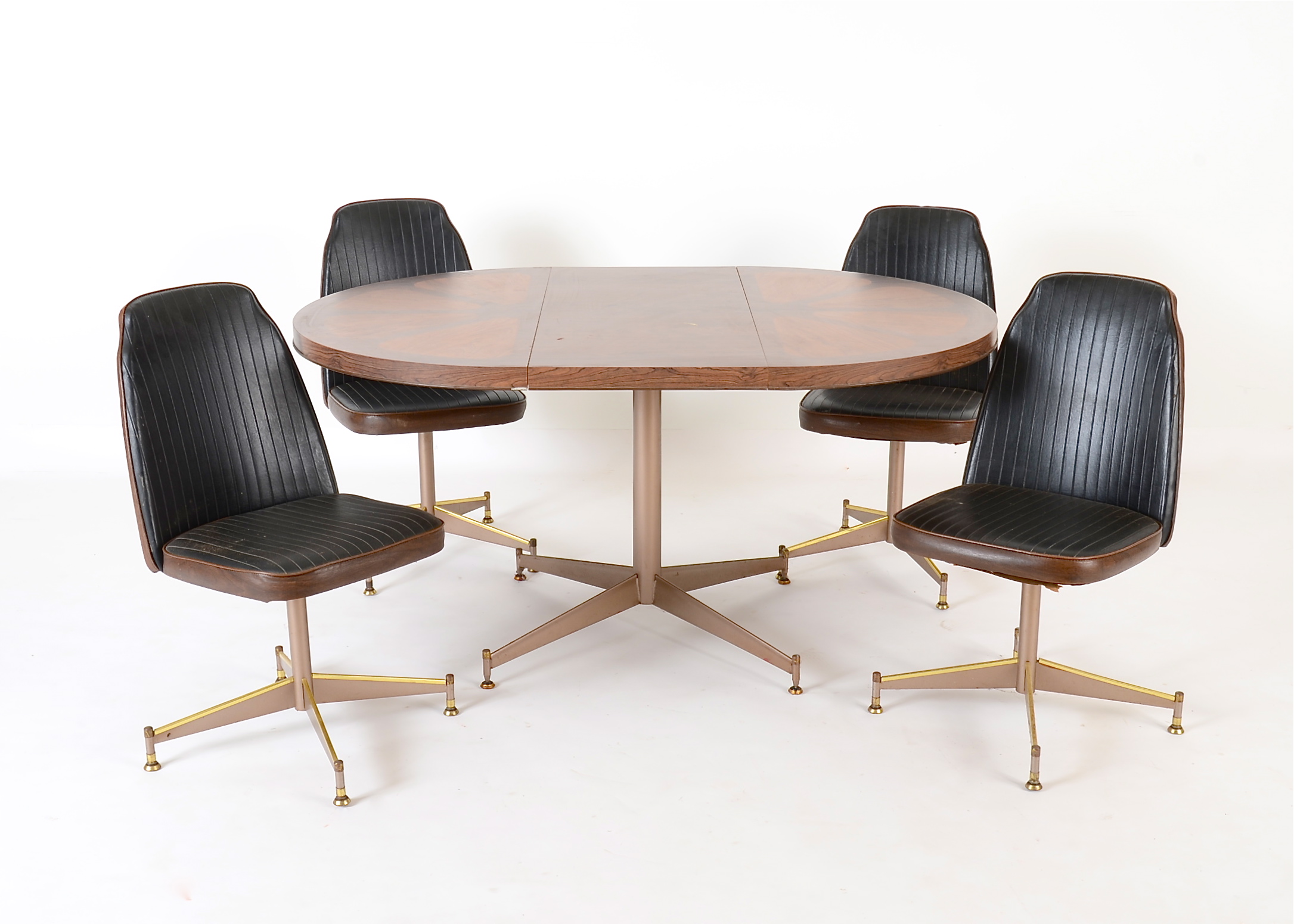 Oak Veneer Dining Table and Chairs by Brody Seating Company EBTH
