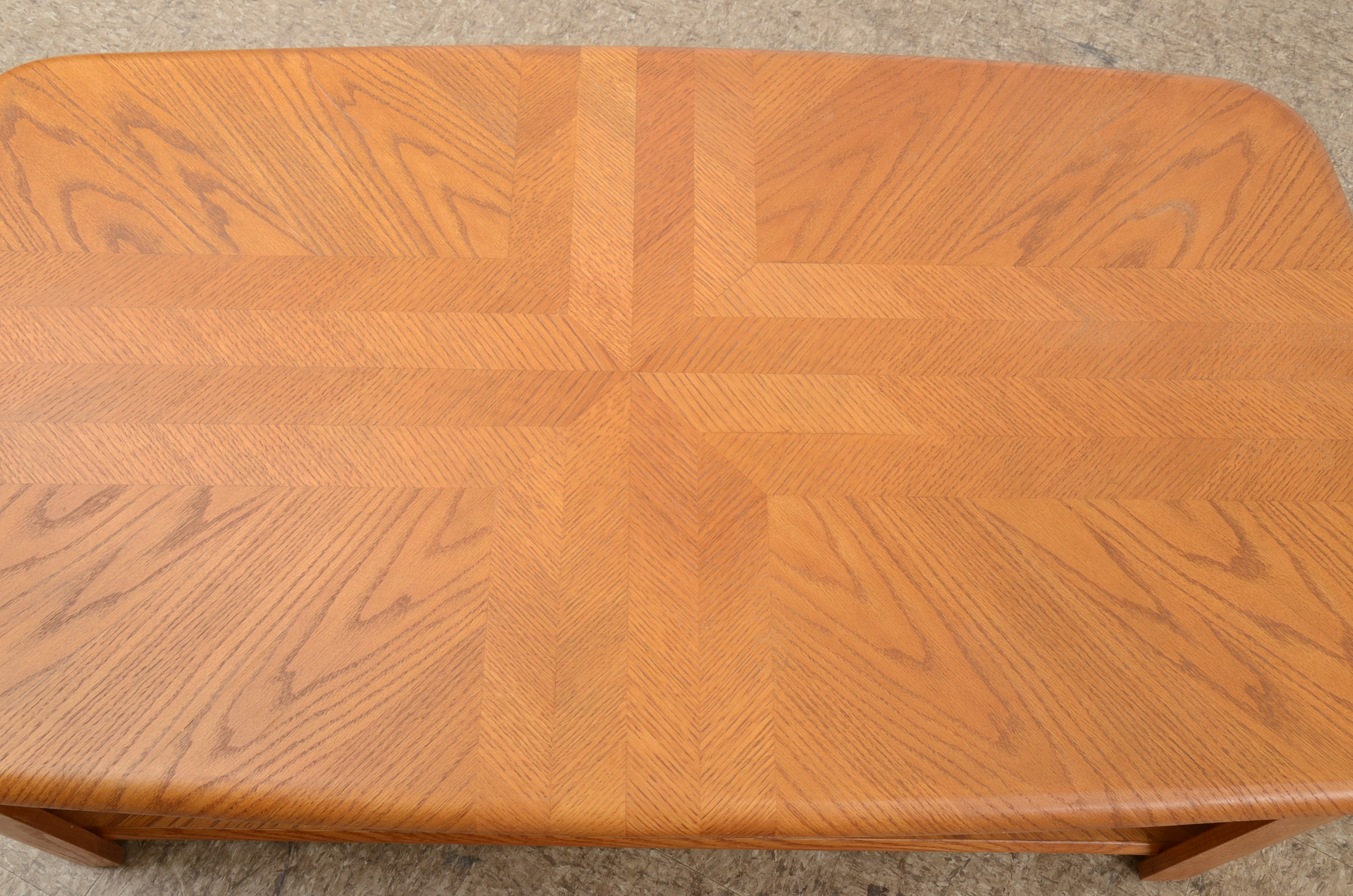 Contemporary Light Oak Veneer Coffee Table EBTH
