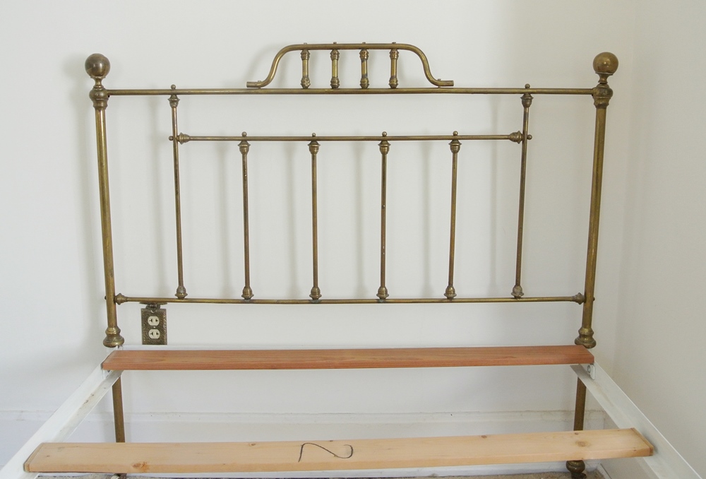 Victorian Twin Brass Bed EBTH