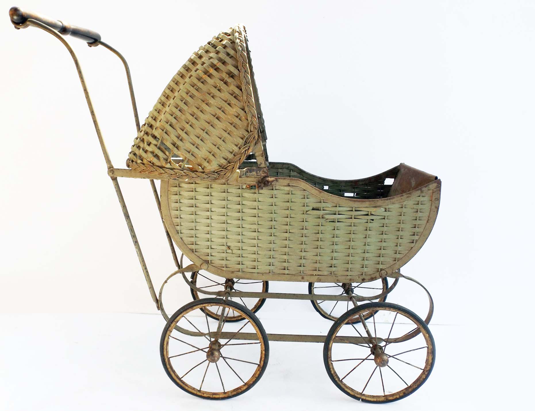lloyd loom products baby carriage 1917