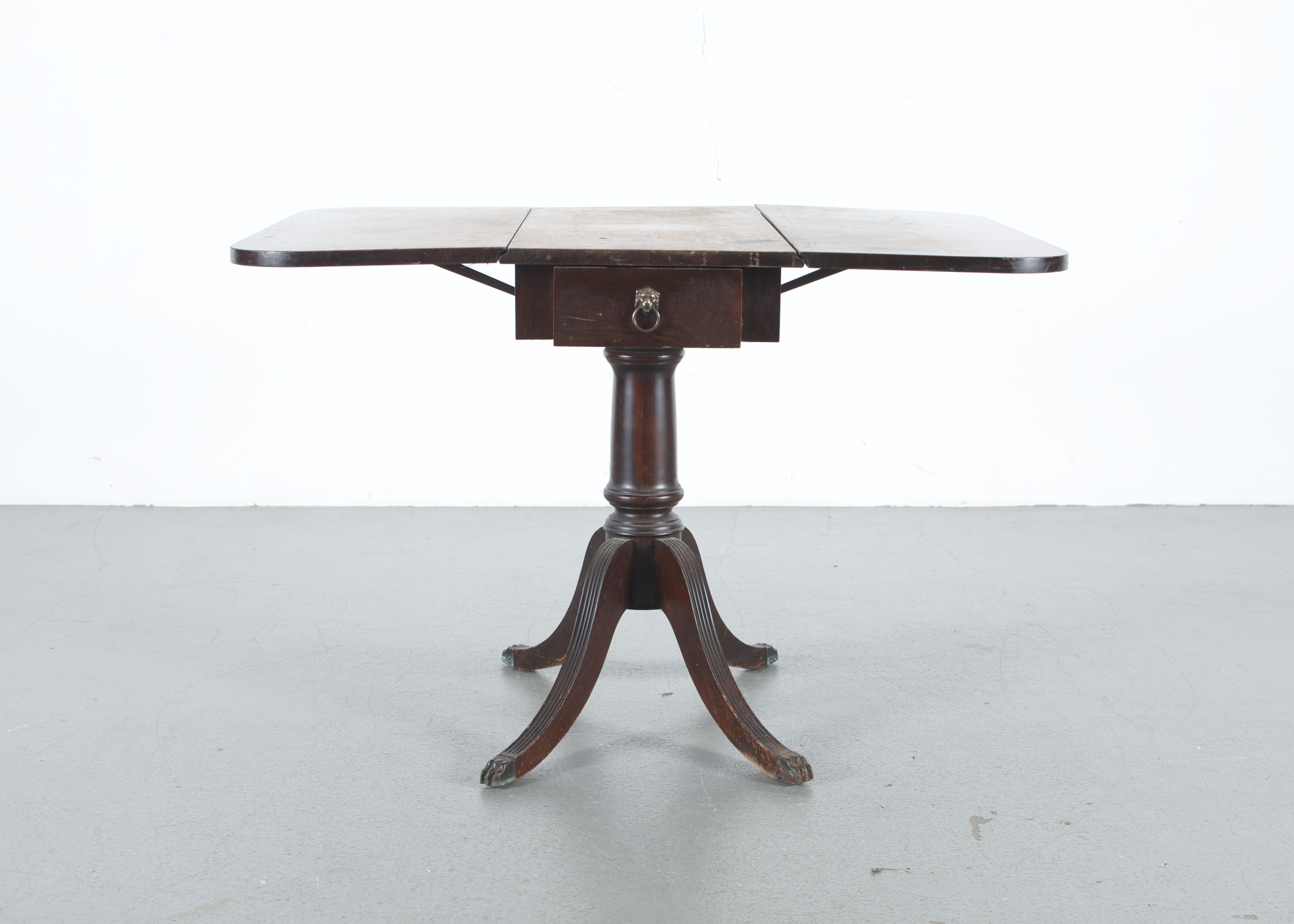 Duncan Phyfe Mahogany Drop Leaf Table Ebth