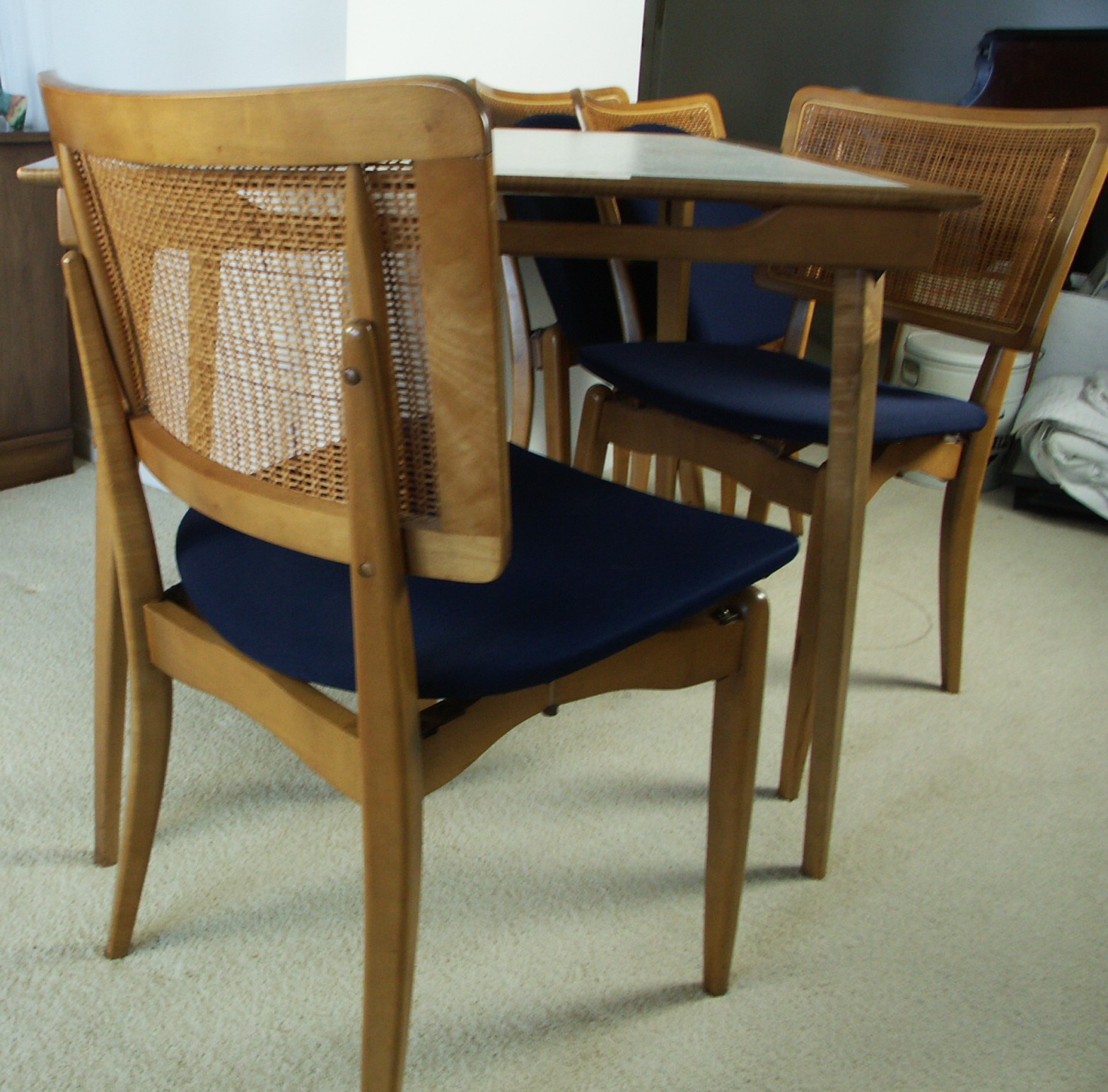 Mid Century Modern Stakmore Folding Table And Chairs EBTH   PICT4660.JPG