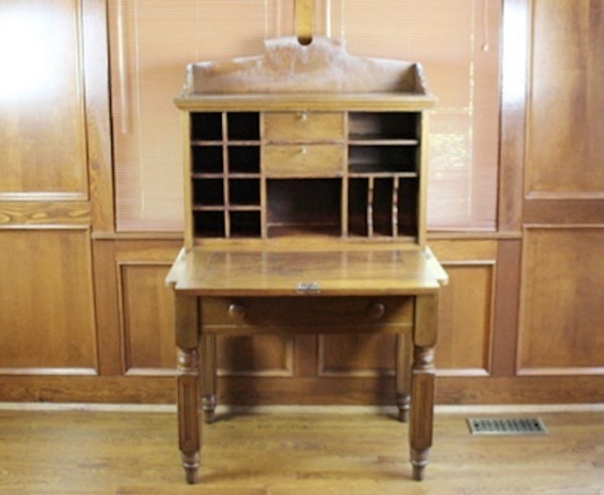 Antique Plantation Style Desk Ebth