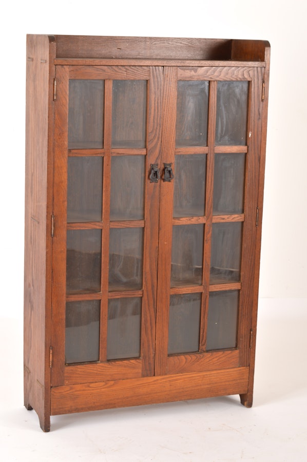 Antique Mission-Style Oak Bookcase : EBTH