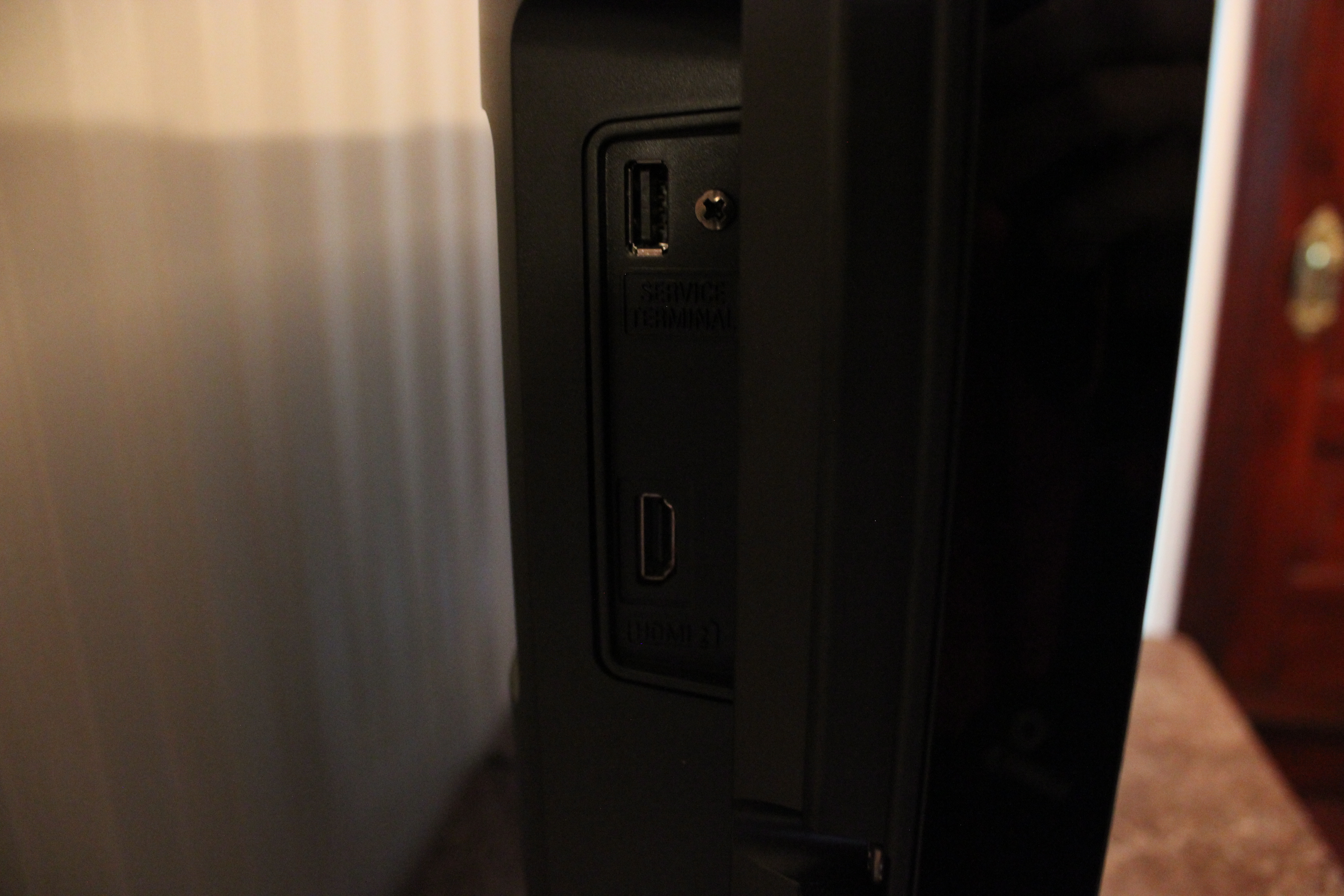 Emerson 26" LCD Flat Screen TV/DVD Combo EBTH