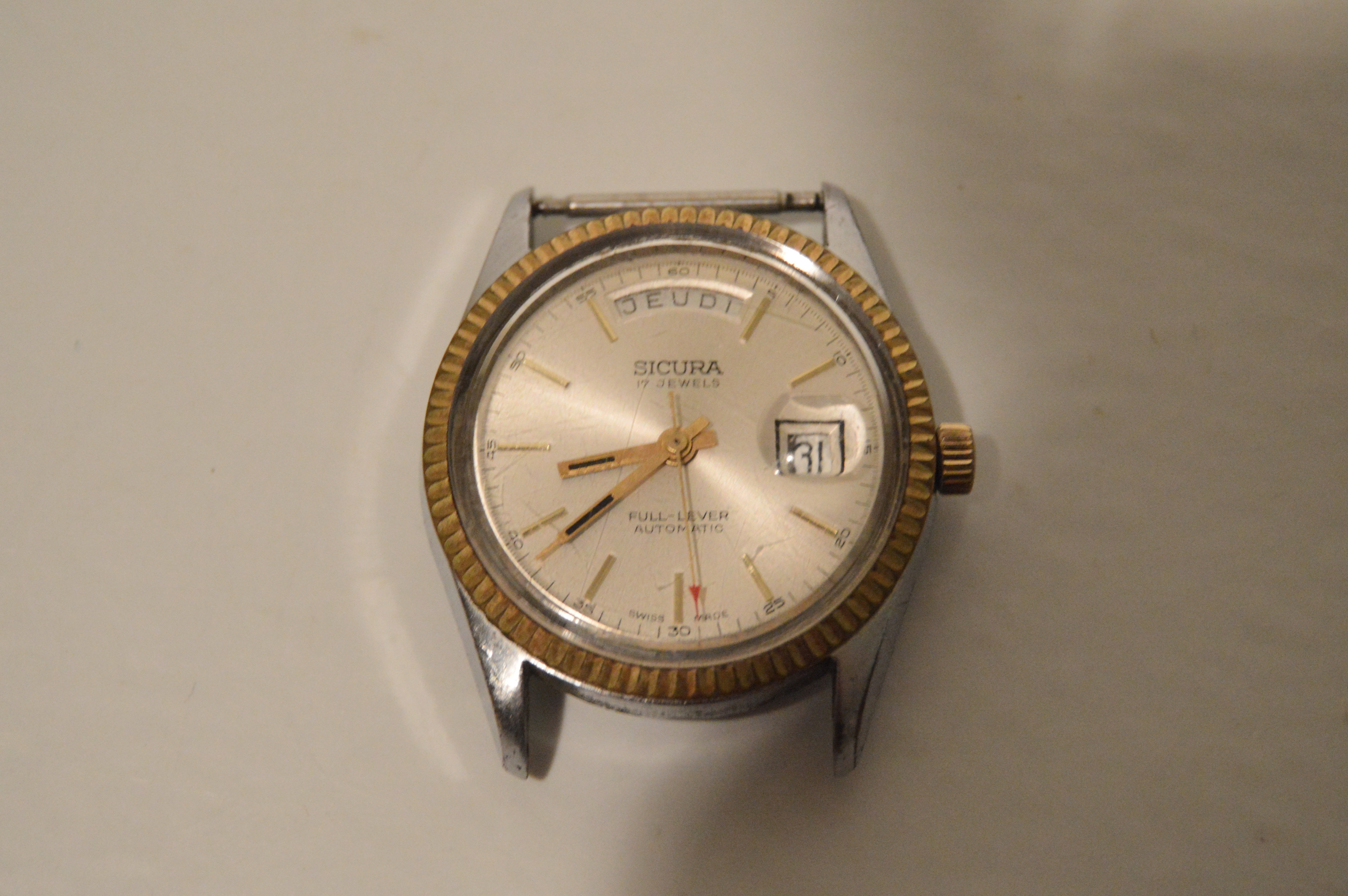 sicura watch
