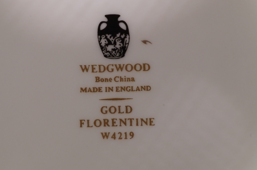 Wedgwood "Gold Florentine" Teapot EBTH