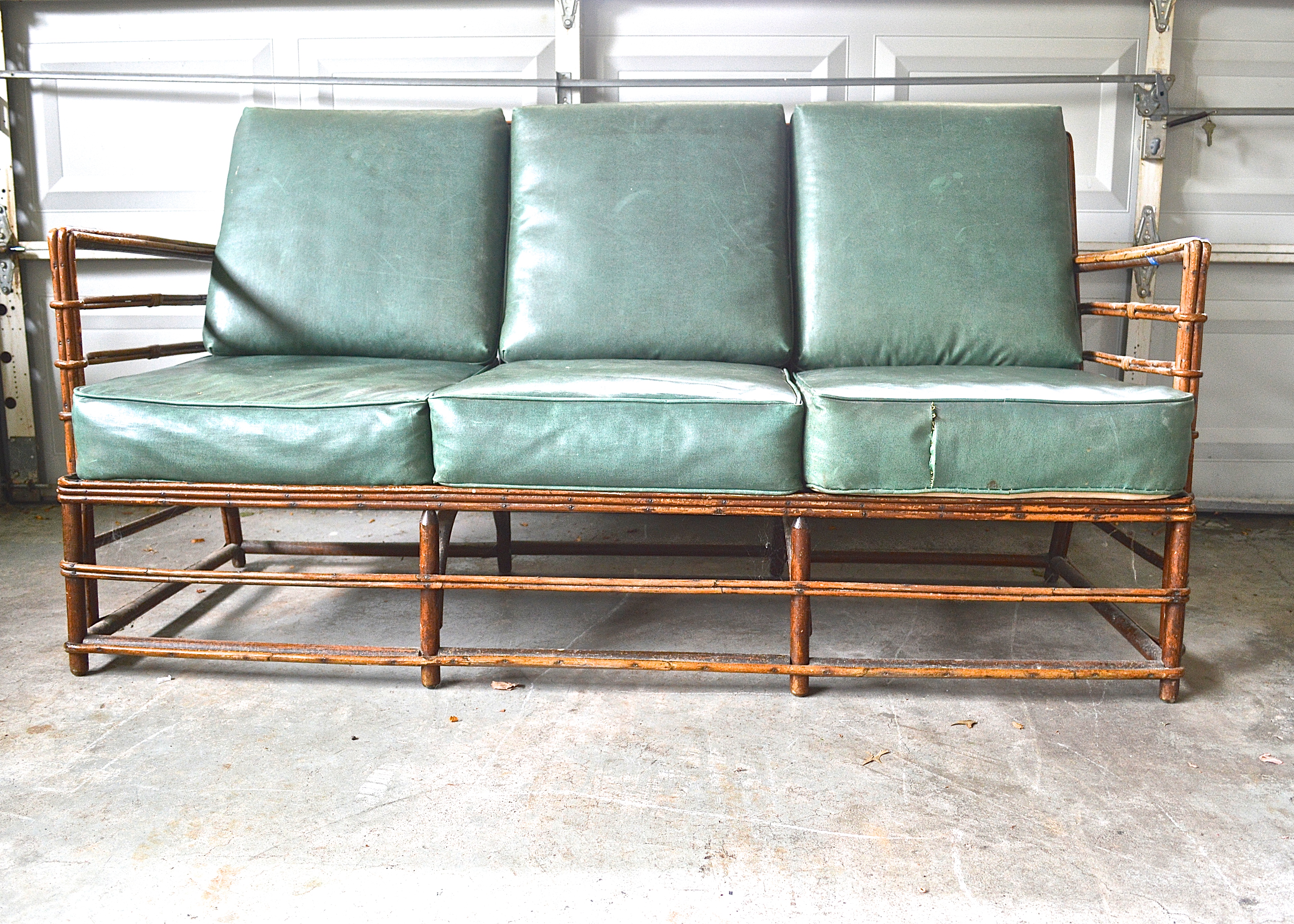 Set of Rattan Porch Furniture | EBTH