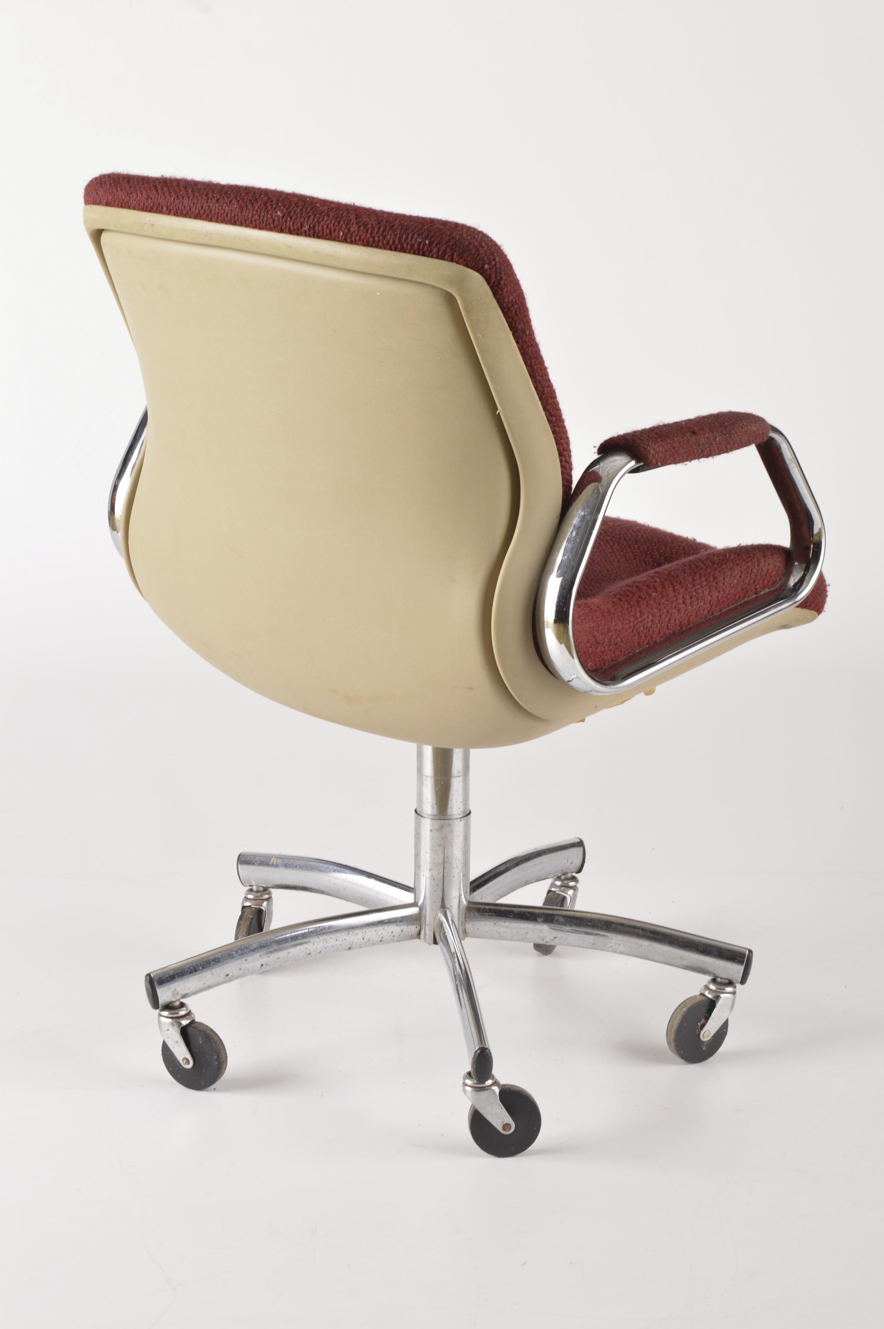 Vintage Steelcase Inc Swivel Office Chair EBTH   DSC 3543 