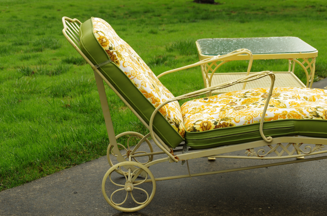 Vintage Wrought Iron Chaise Lounge with Cushion and Side Table EBTH