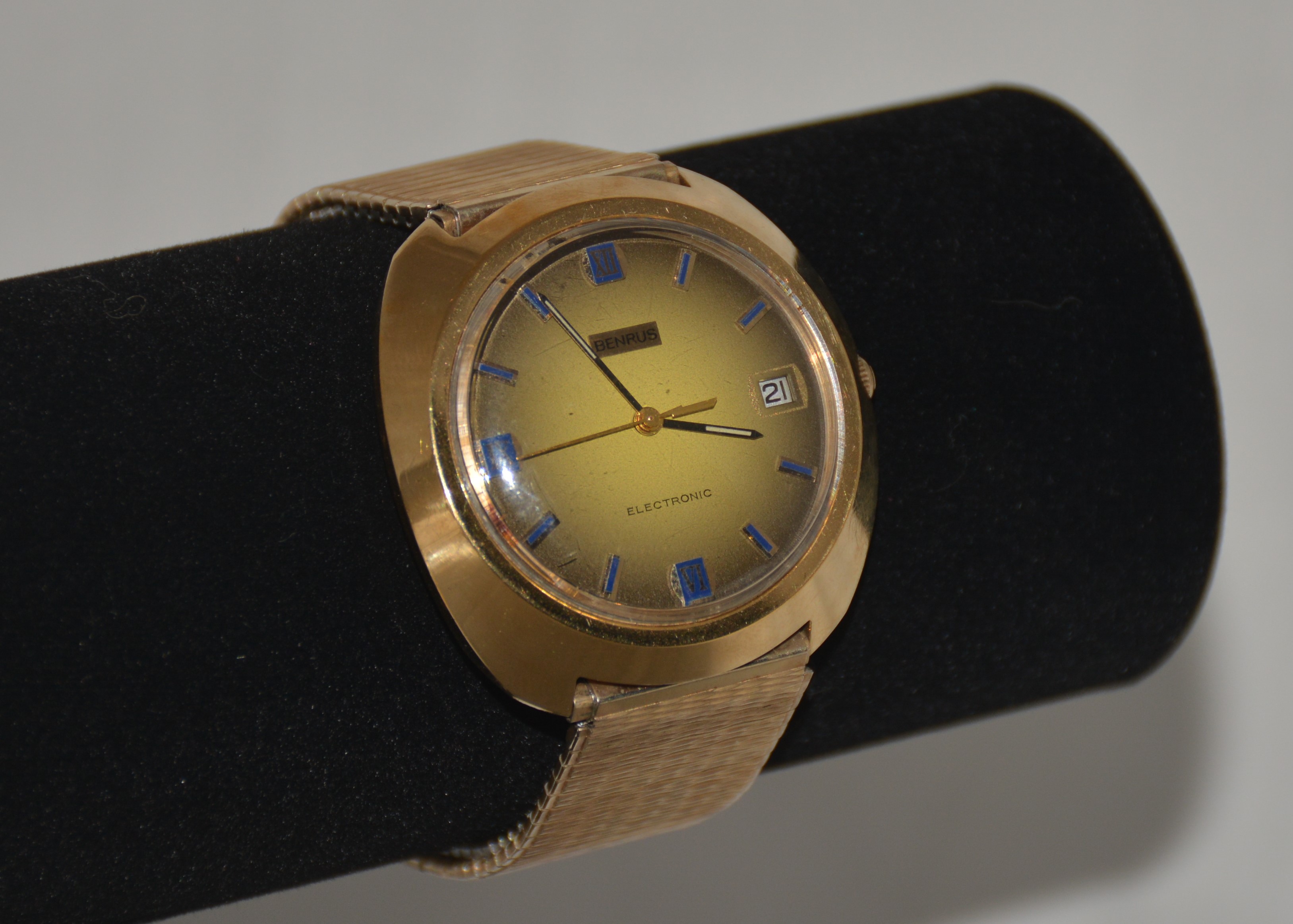 benrus electronic watch